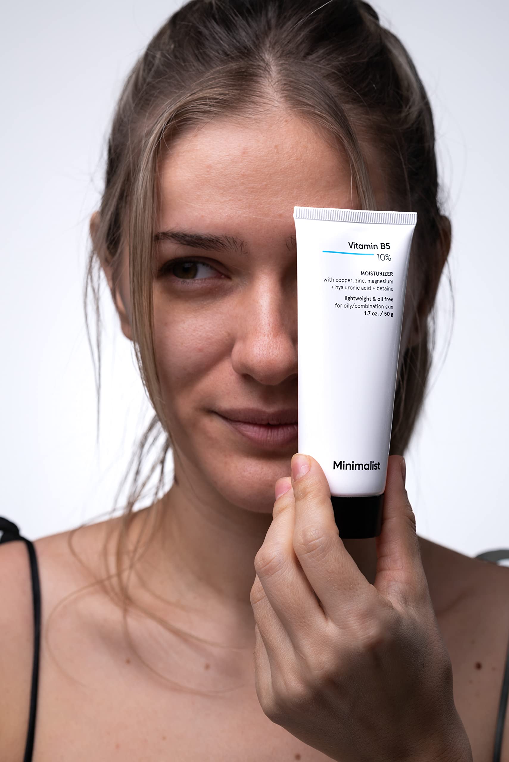Minimalist Vitamin B5 10% Oil Free Fast Absorbing Lightweight Face Moisturizer gel For Oily & Acne Prone Skin