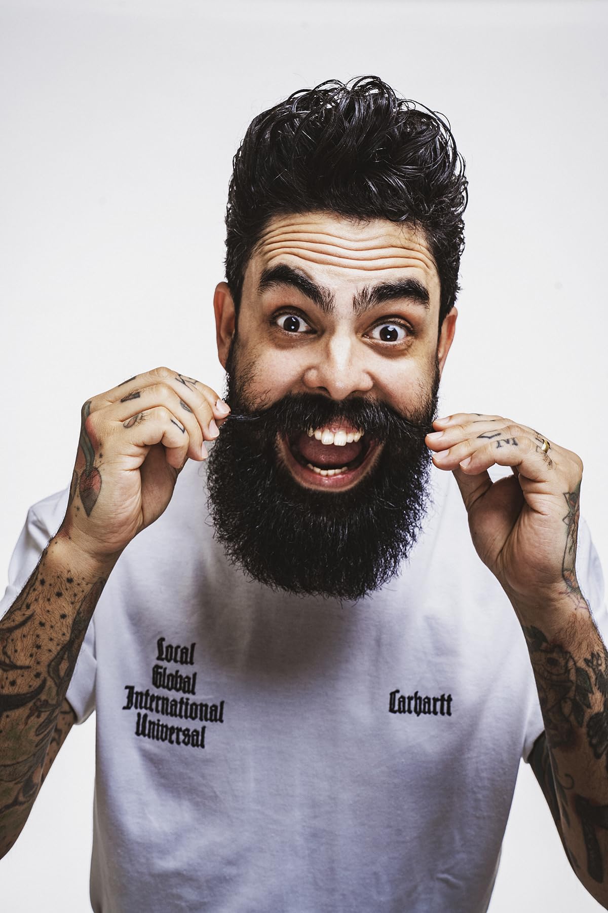 Reuzel Clean & Fresh Beard Serum, Hydrating, Non-Comedogenic, Natural, Non-Greasy Finish, 2 Oz