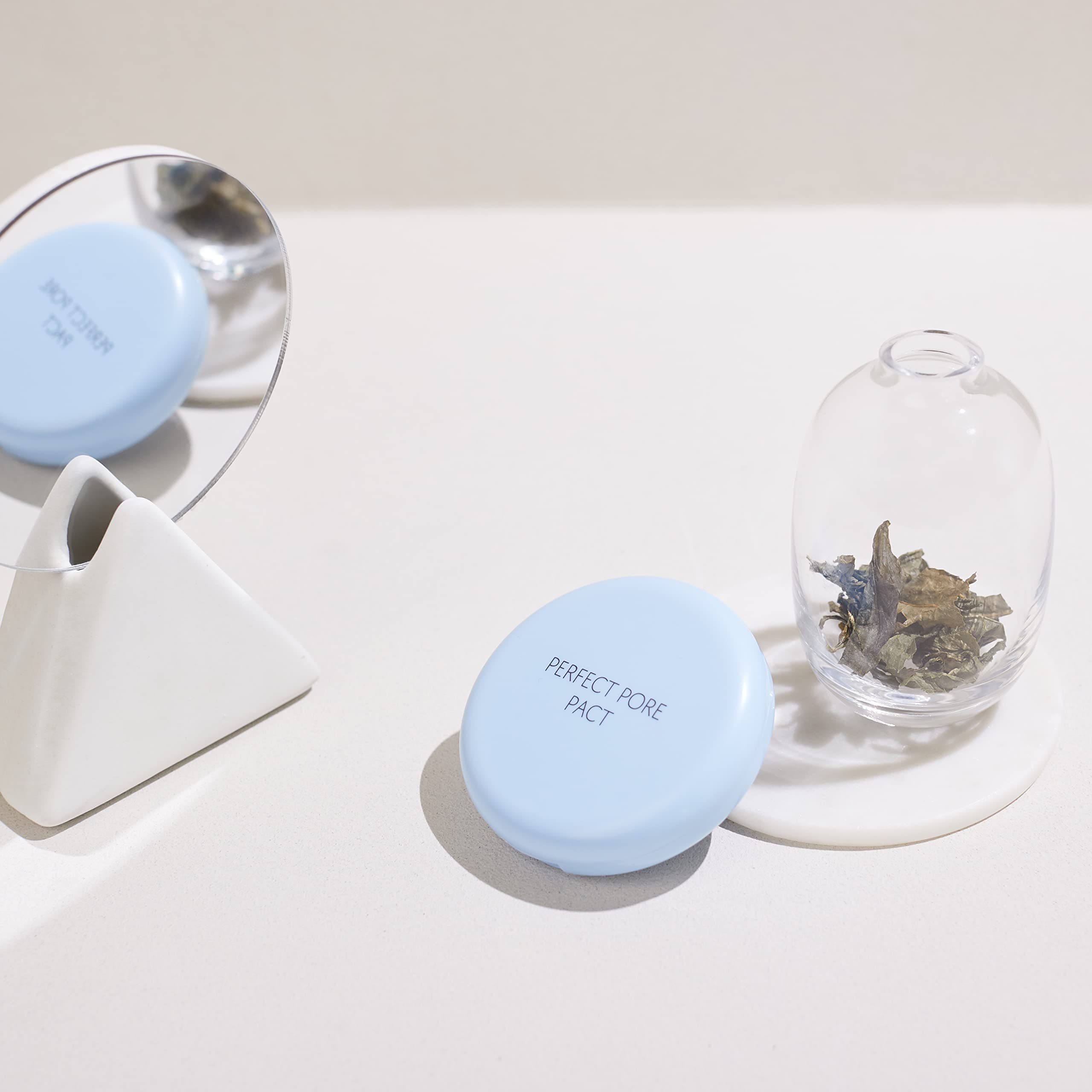 Thesaem Saemmul Perfect Pore Pact - Sebum Control Makeup Pressed Powder Pact, Pore Minimization, Plant-Based Setting Finishing P