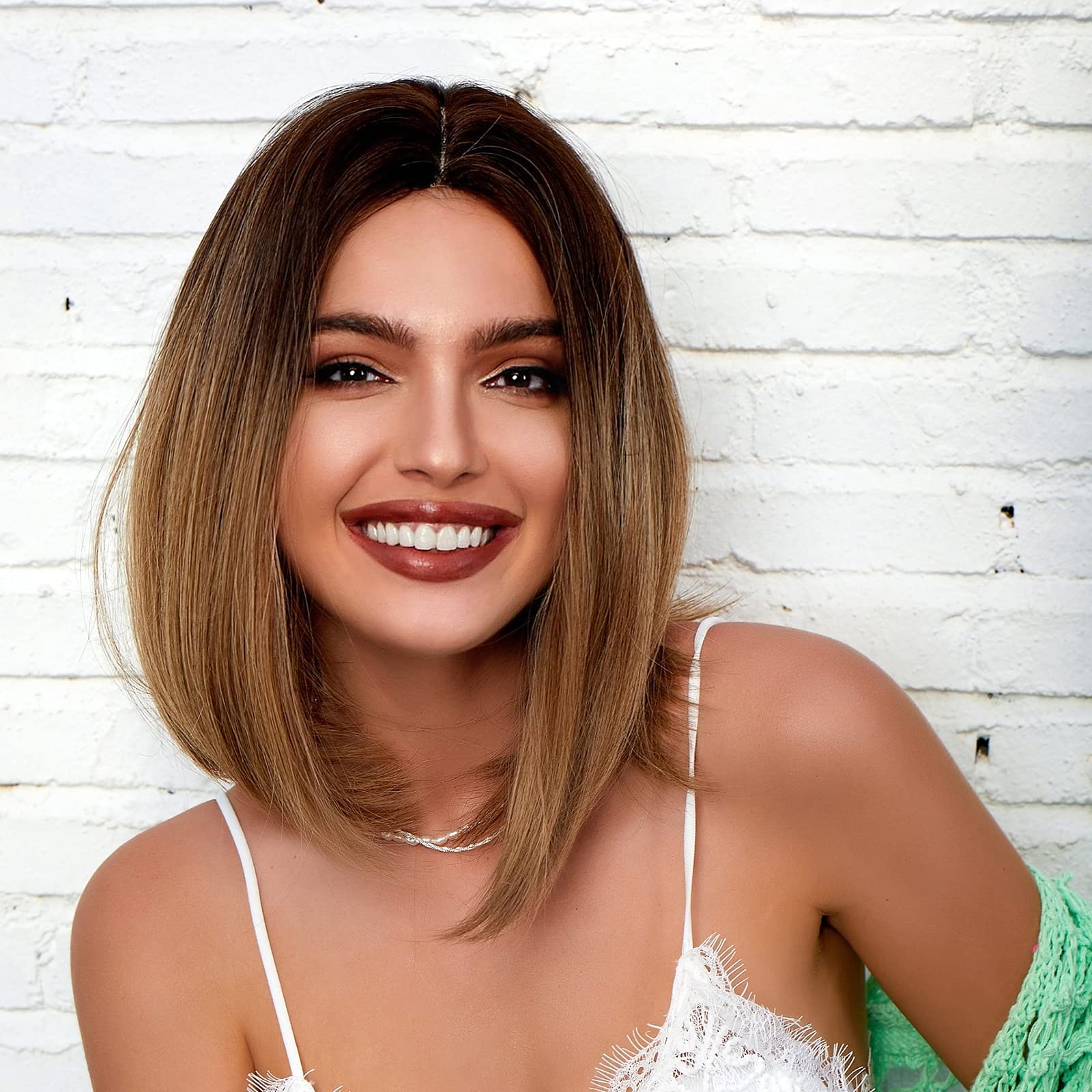 HAIRCUBE Ombre Brown Bob Wig Shoulder Length Wigs for Women Short Ombre Wig Middle Part Heat Resistant Fibre Synthetic Wig Natur