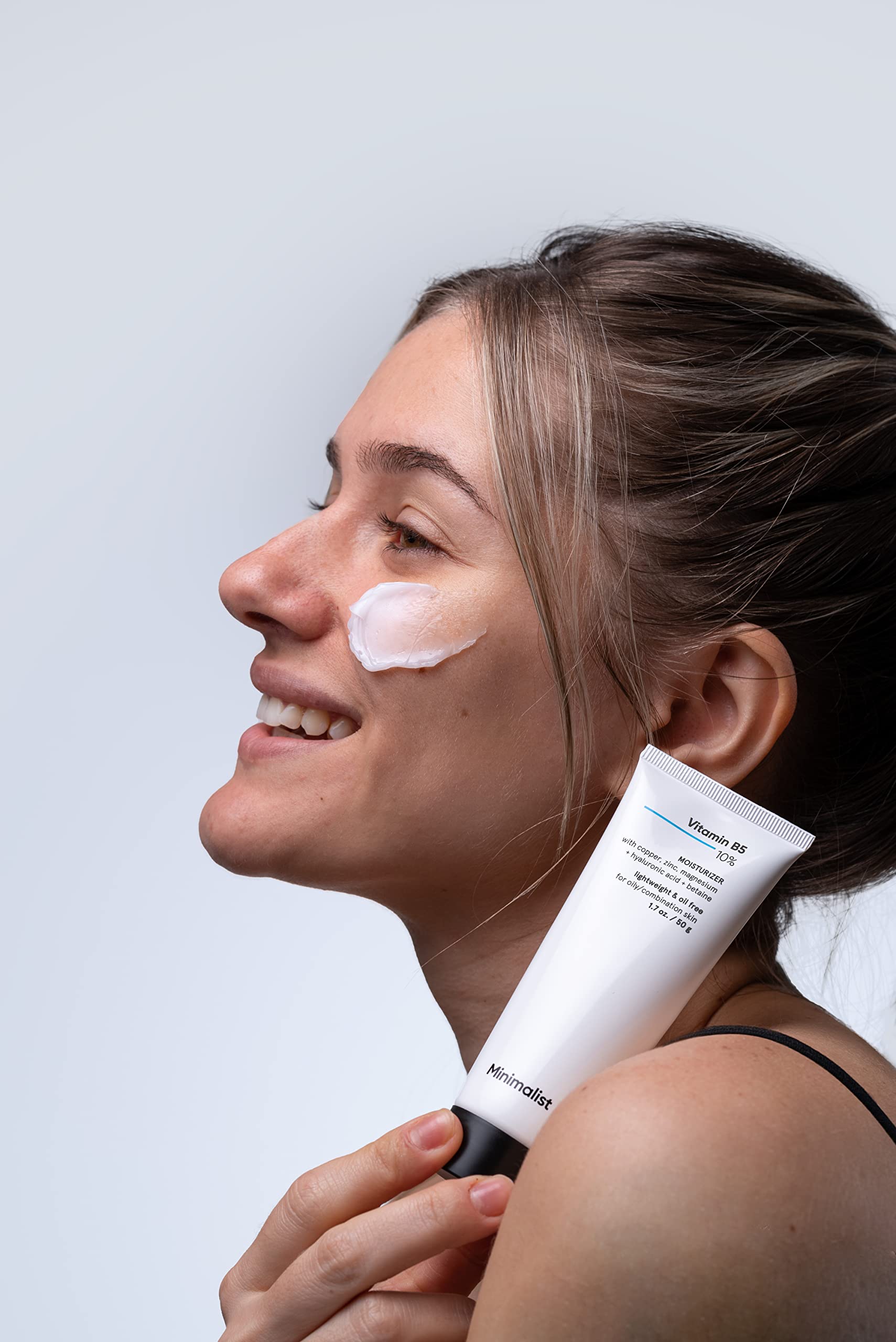 Minimalist Vitamin B5 10% Oil Free Fast Absorbing Lightweight Face Moisturizer gel For Oily & Acne Prone Skin