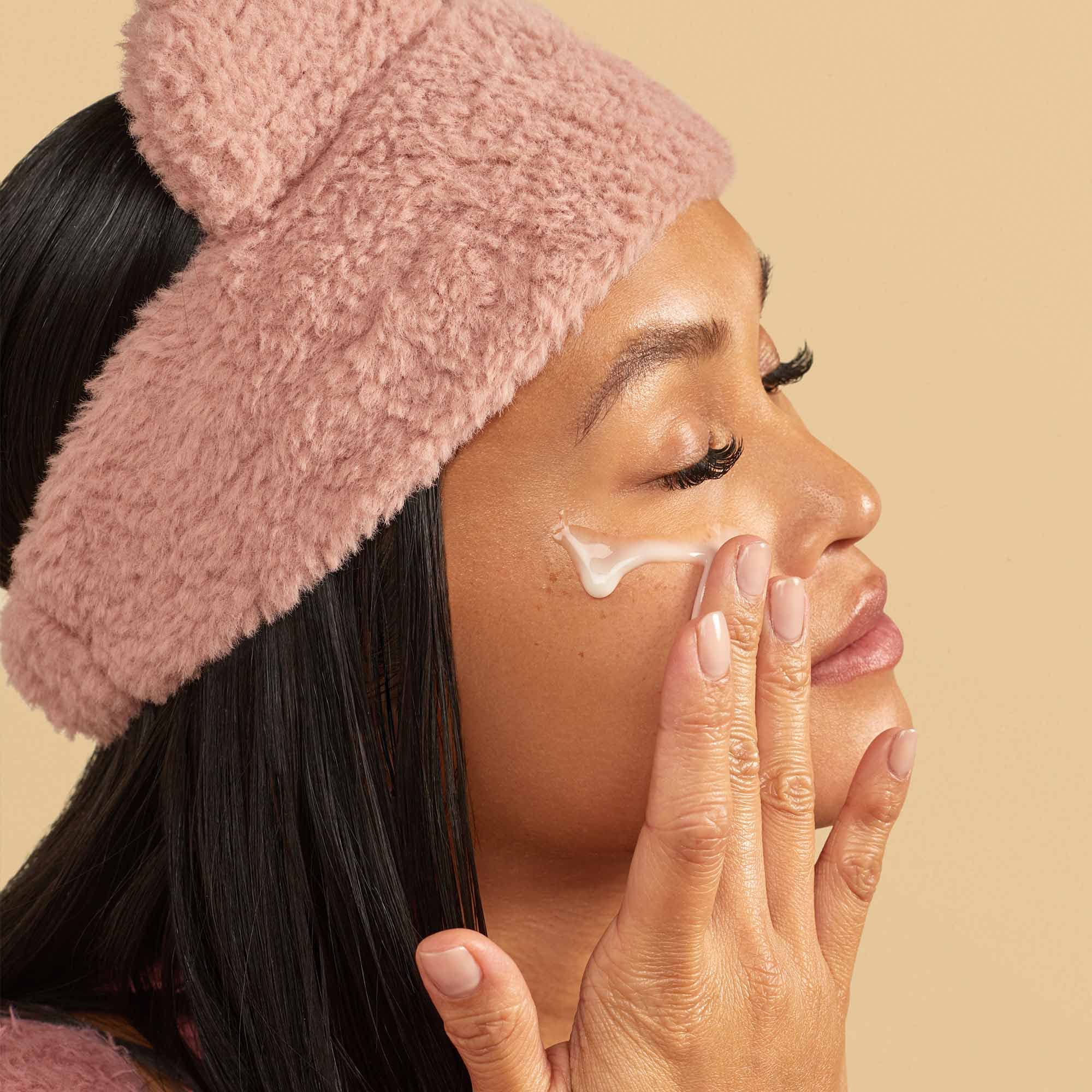 Honest Beauty Stay Hydrated Hyaluronic Acid + Nmf Serum | Moisturizes + Reduces Fine Lines | 3 Types Of Hyaluronic Acid, Nmf, Ki