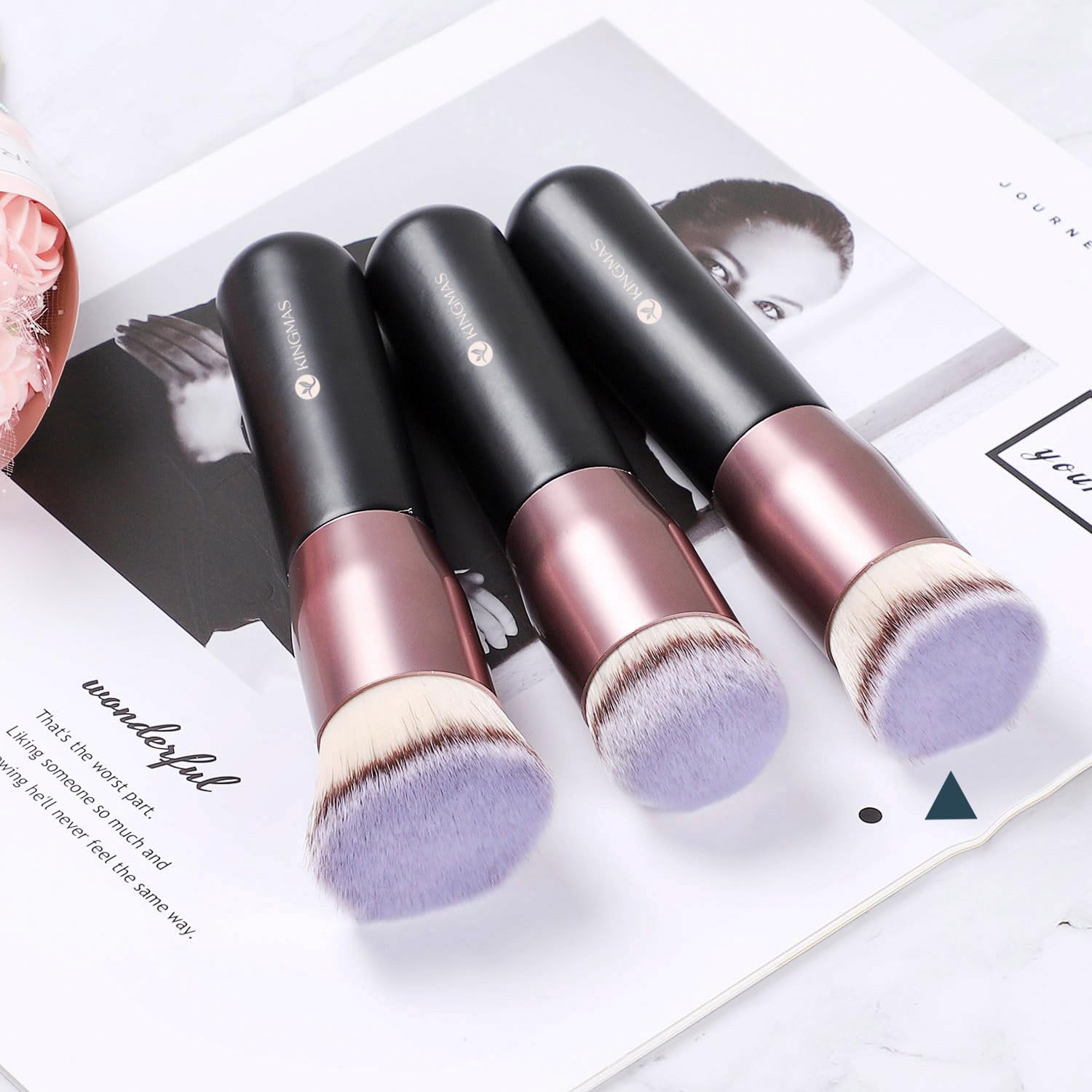 Kingmas Flat Top Foundation Brush, Premium Kabuki Makeup Brush For Liquid, Blending, Cream, Powder,Blush Buffing Stippling Face
