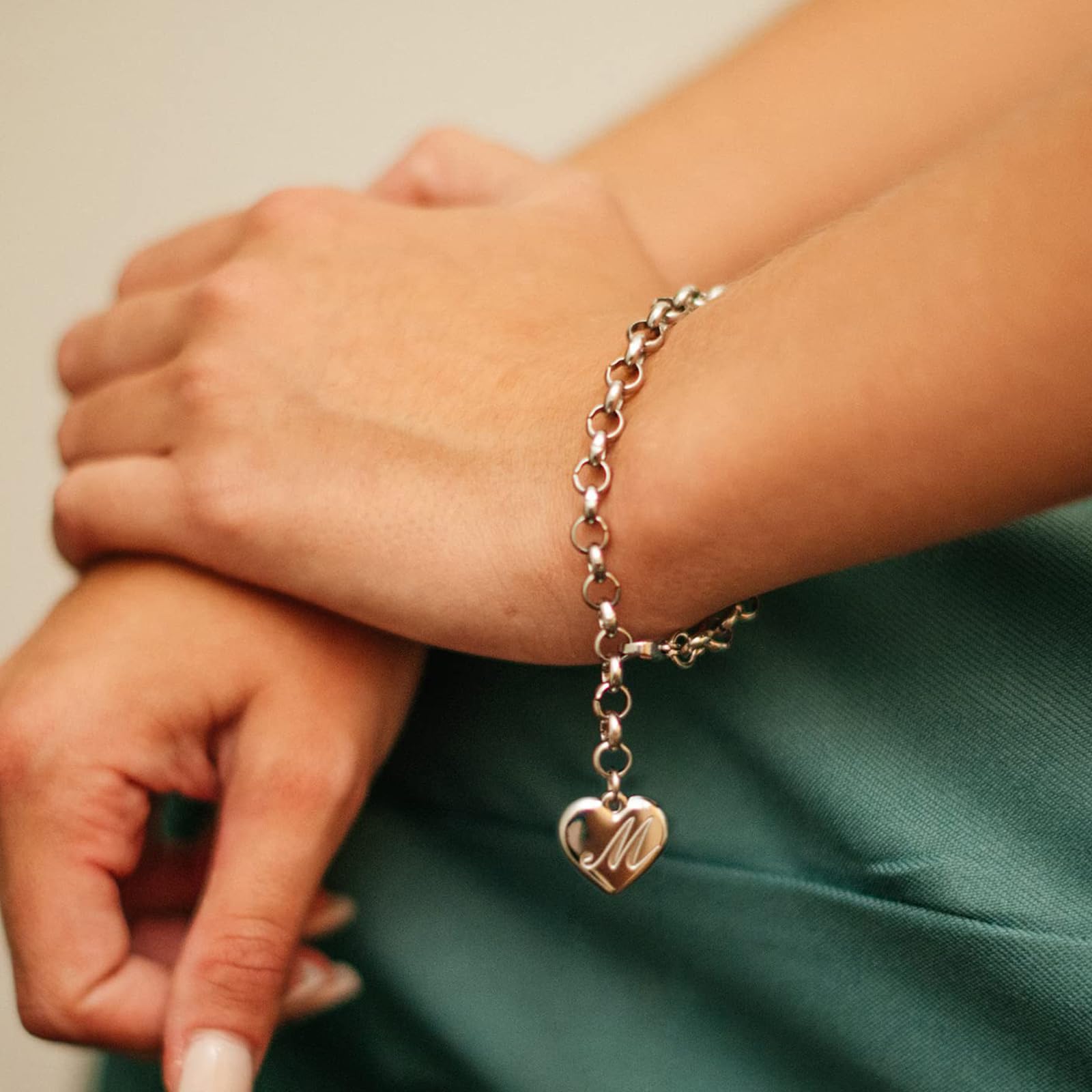 Monily Initial Charm Bracelets for Women Stainless Steel Charm Bracelets for Women Letters B Alphabet Heart Bracelet Jewelry Gif