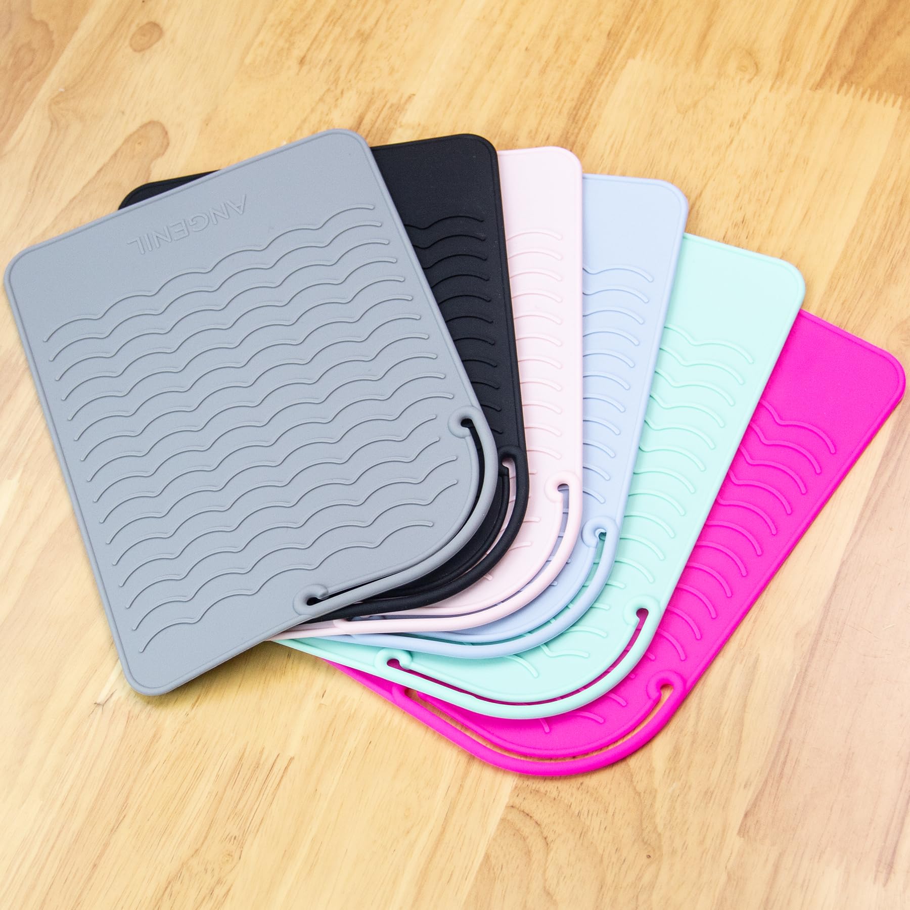 ANGENIL Heat Resistant Mat for Curling Irons, Hair Straightener, Flat Irons Pad Heat Resistant for Counter, Hair Styling Tools S