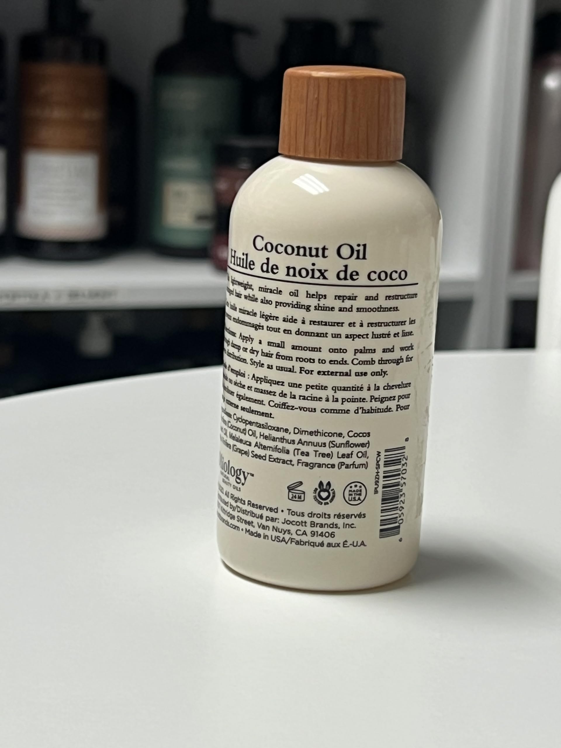 Oliology Coconut Hair Oil - Meds Split Ends, Controls Frizz, Hydrates & Softens - Lightweight Formula Helps Repair Distressed Ha