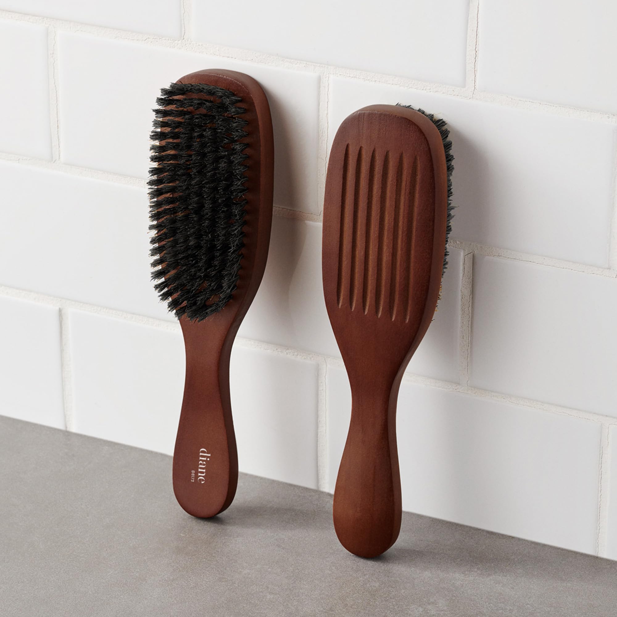 Diane Reinforced Boar Bristle Wave Brush for Men and Barbers - Medium Bristles for Thick and Curly Hair - Use for Detangling, Sm