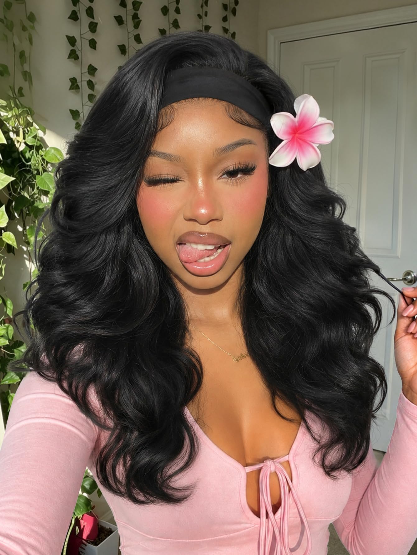 WIGNEE Yaki Wavy Flip Curls Headband Wig 18 Inch Synthetic for Black Women