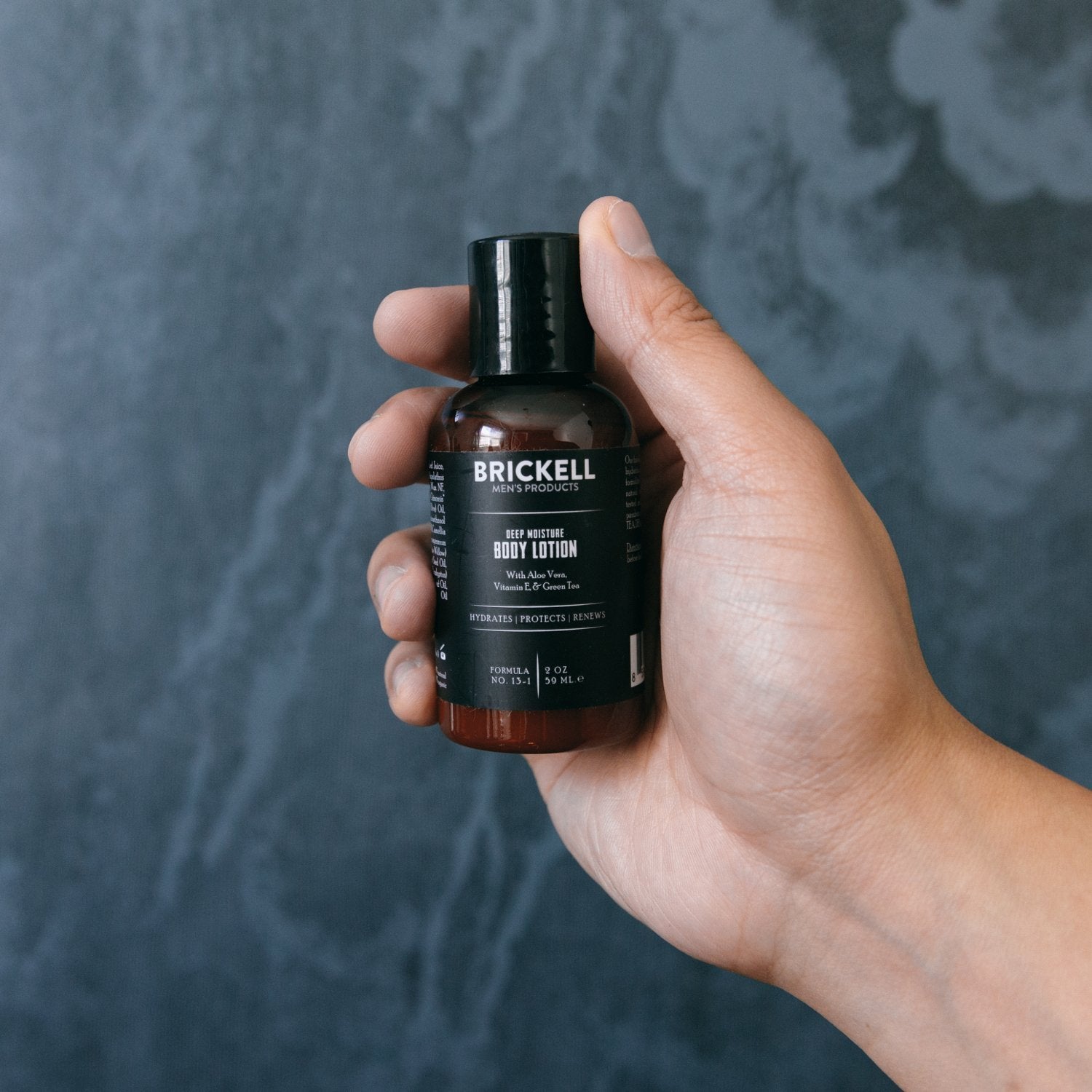 Brickell Men's Beard Oil for Men, Natural and Organic Argan and Jojoba Oil to Strengthen and Soften Hair, 1 Ounce, Scented