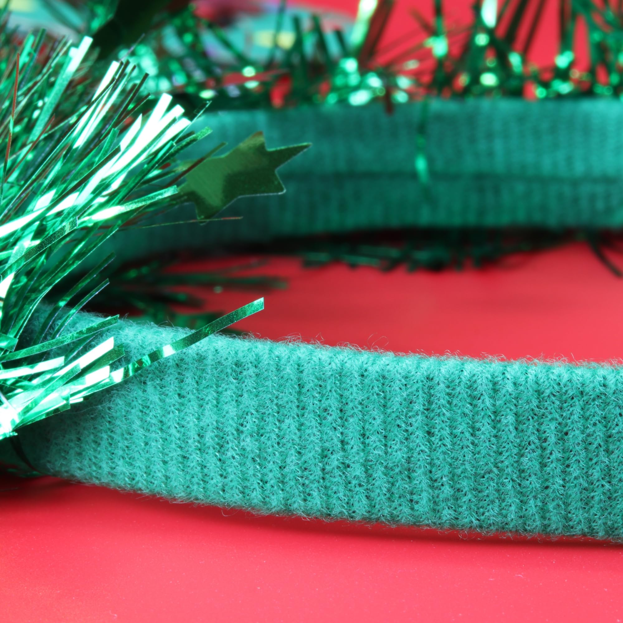 Needzo Glittery Christmas Bopper Headband, Festive Holiday Hair Accessory, One Size Fits Most, 9.5 Inches (Wreaths)