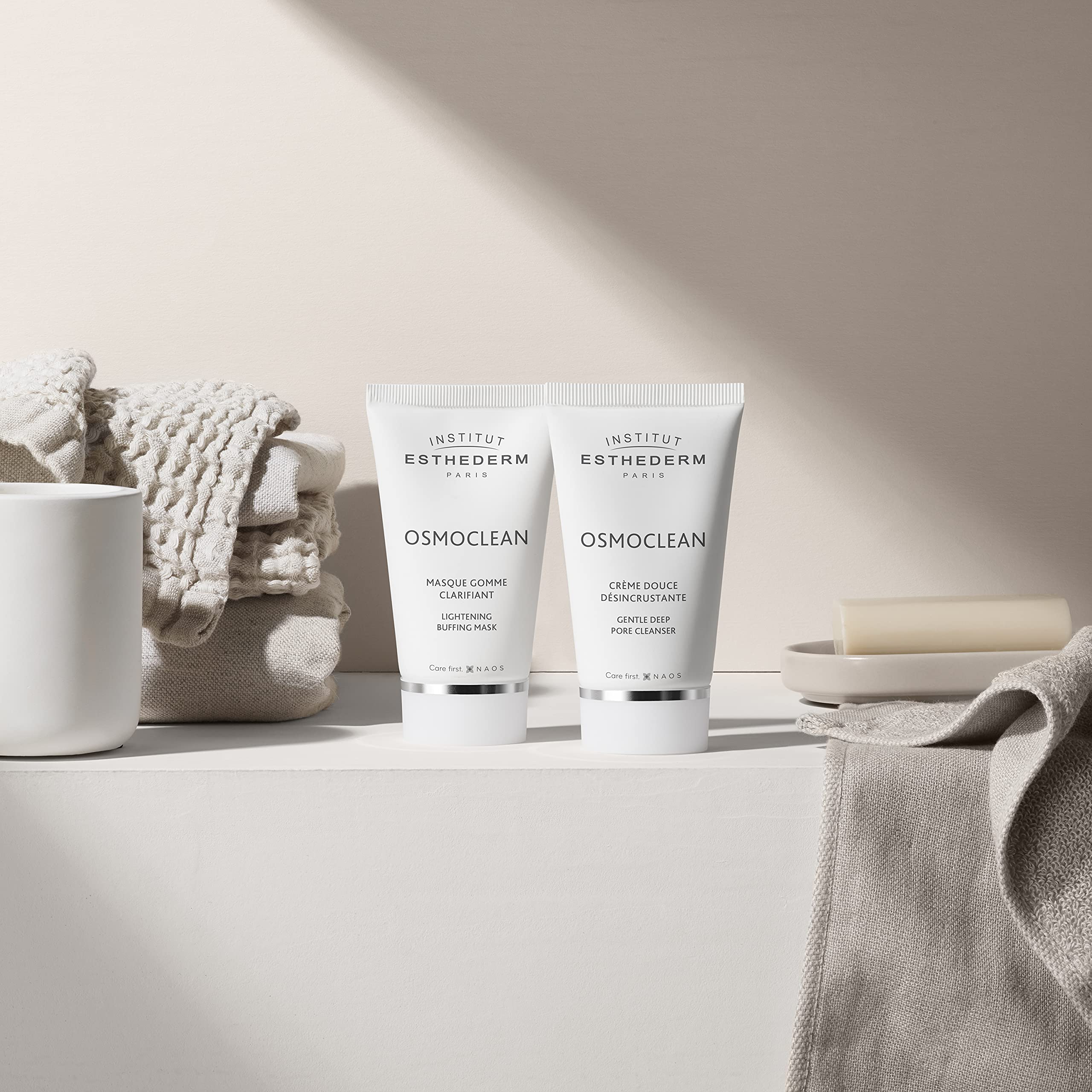 Institut Esthederm - Osmoclean Lightening Buffing Mask - Face, Neck and D  collet   - Rich Cream Mask - All Skin Types