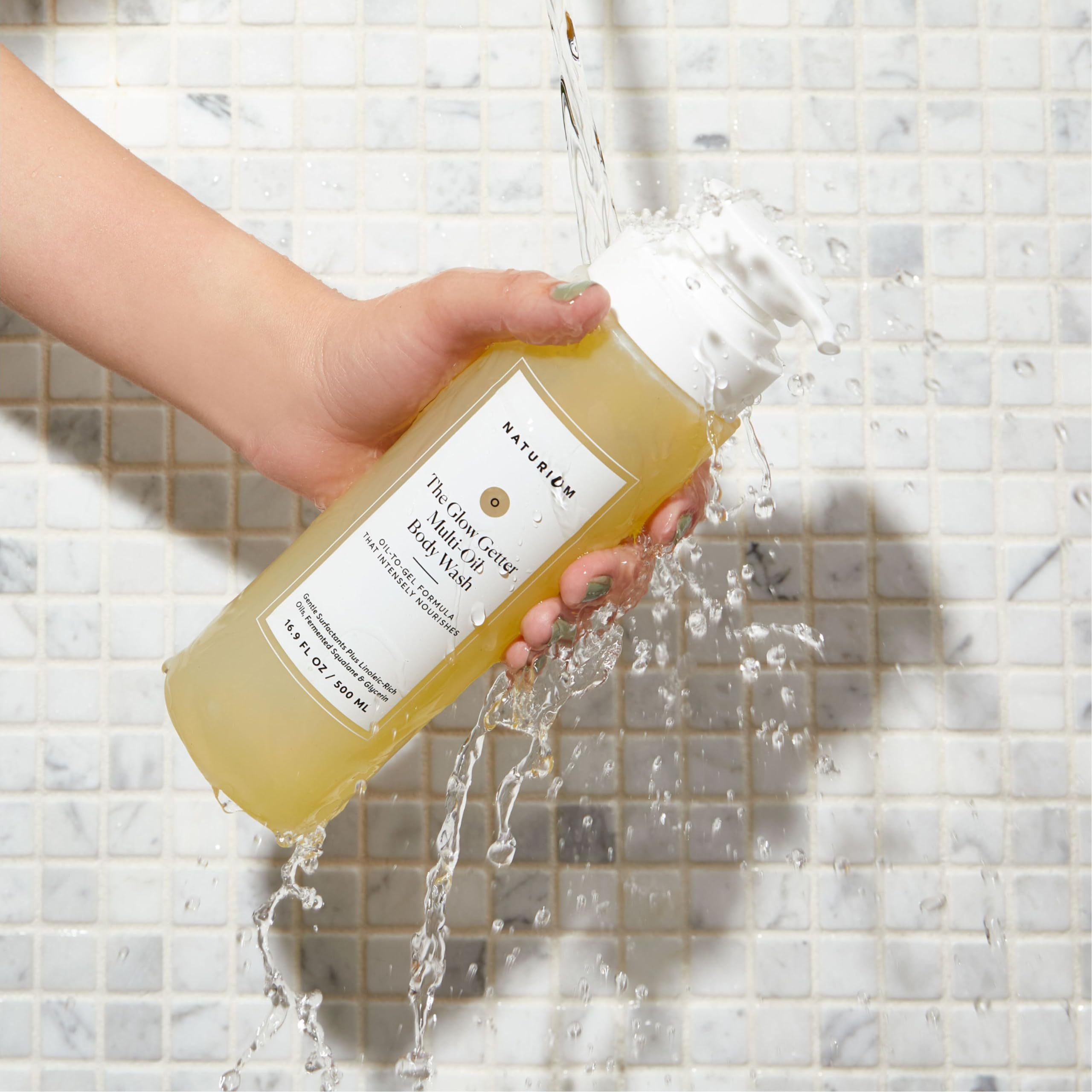 Naturium The Glow Getter Multi-Oil Hydrating Body Wash, Gentle Cleanser, 16.9 Oz (Duo 2-Pack)