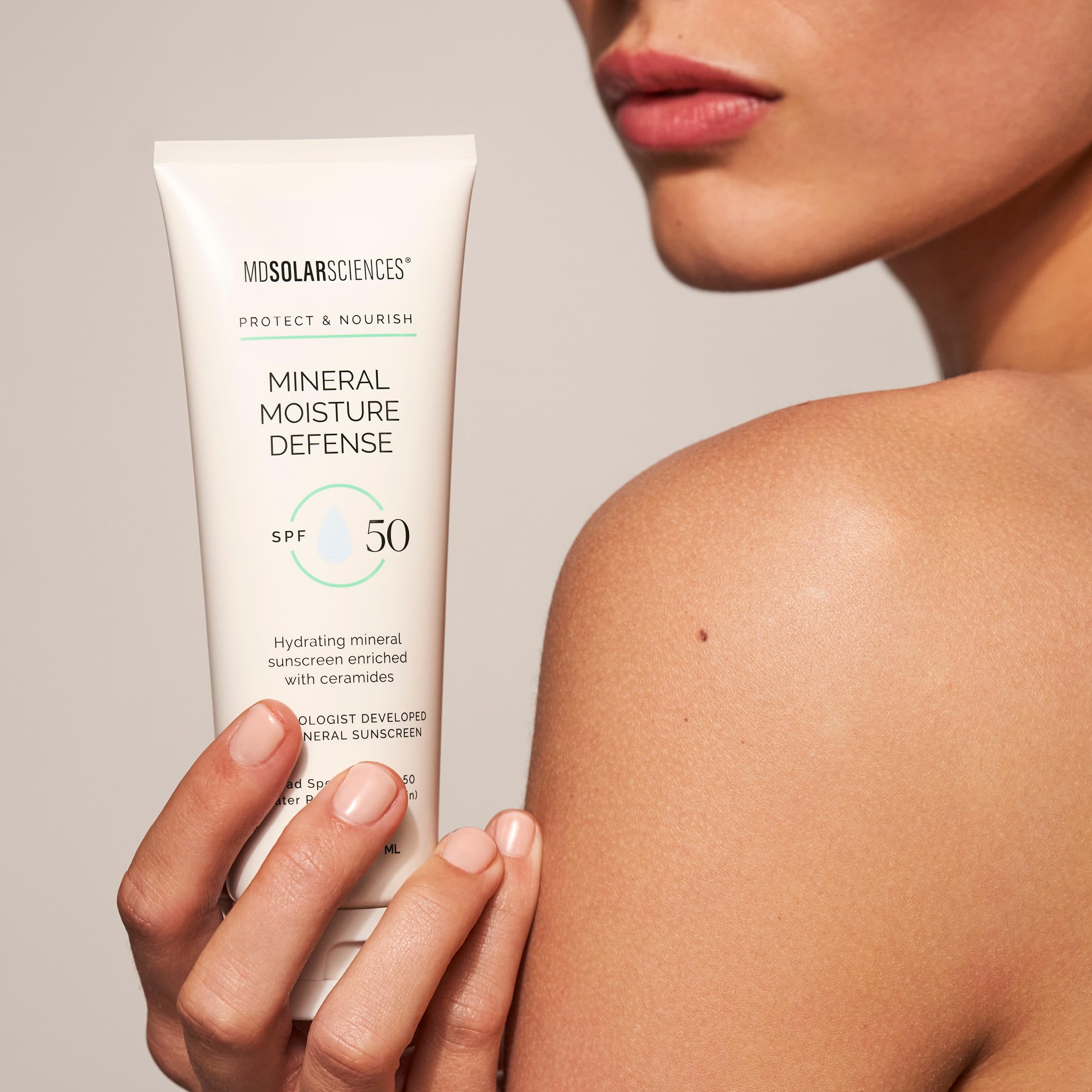 Mineral Moisture Defense Spf 50 By Mdsolarsciences For Unisex - 34 Oz Sunscreen(D0102Hgr35A)