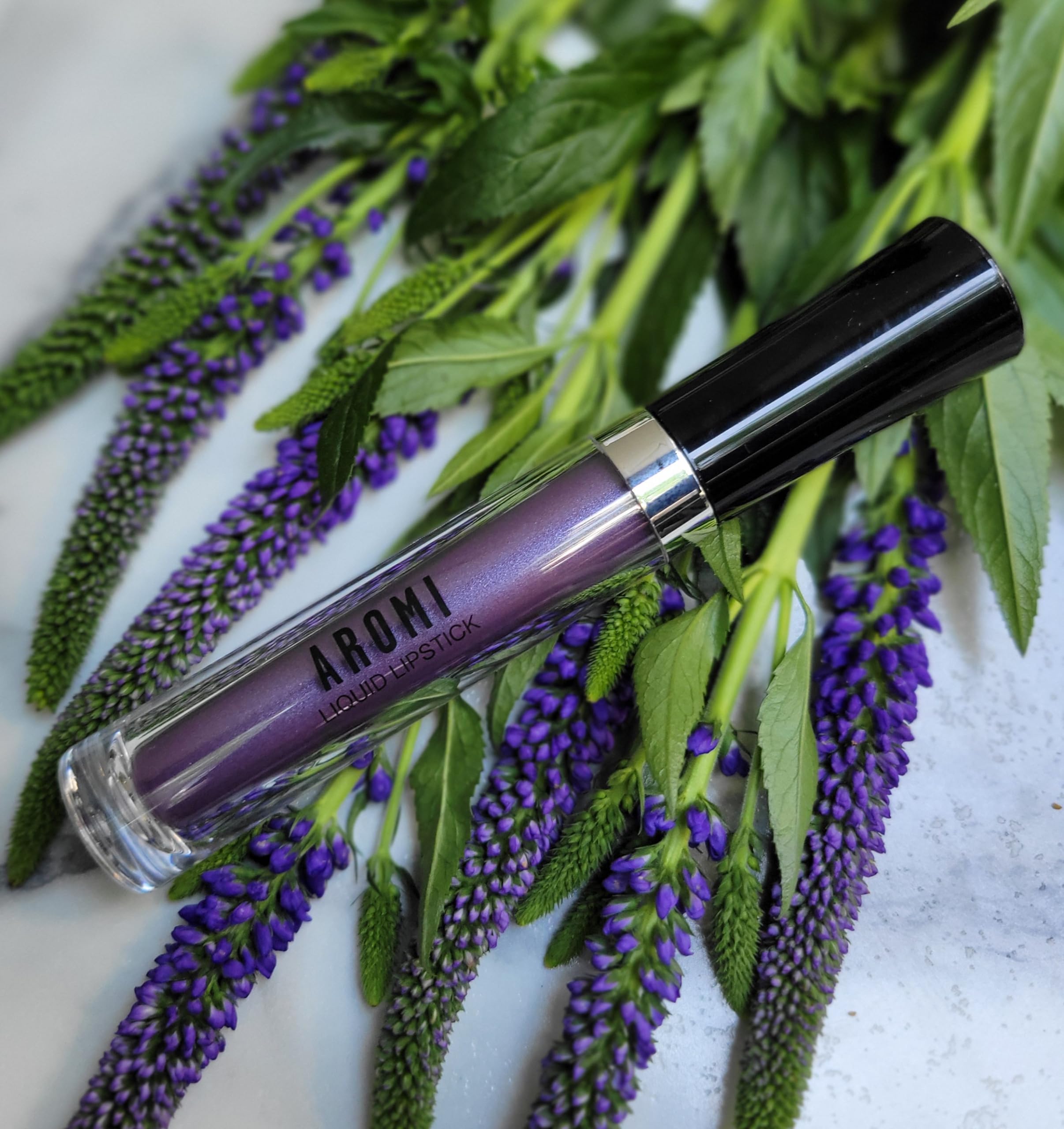 Aromi Violet Plum Metallic Liquid Lipstick | Dark Purple Lip Color With A Shimmery Finish, Vegan, Cruelty-Free, Long-Lasting And