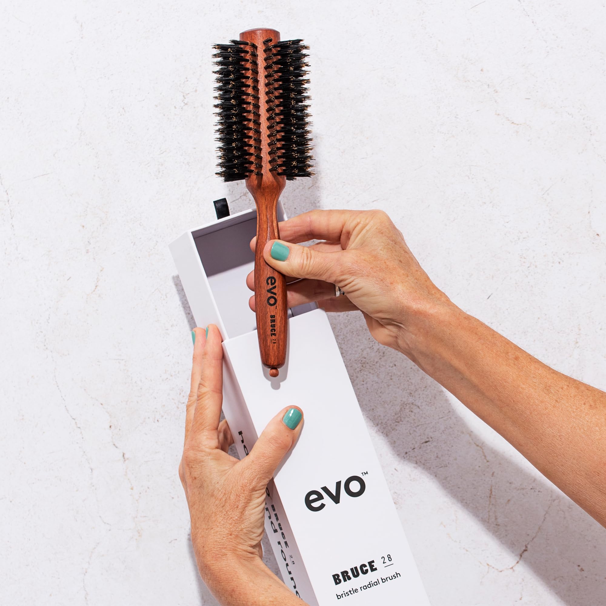 EVO Bruce Natural Bristle Radial Brush, 28