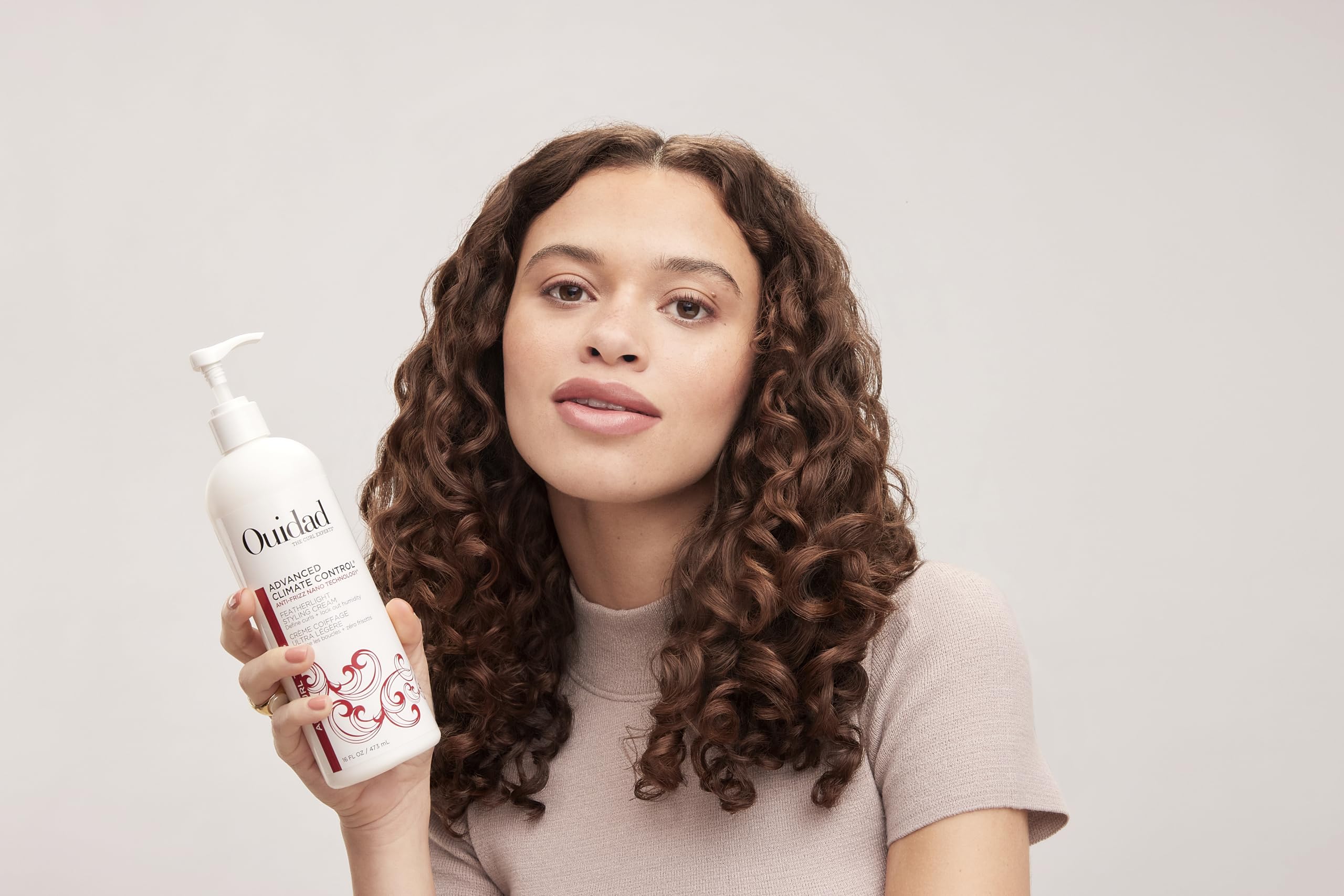 Ouidad Advanced Climate Control Styling Cream, 16 Fl Oz, Featherlight Curl Cream For Curly Hair, Shiny, Hydrated & Frizz-Free Cu
