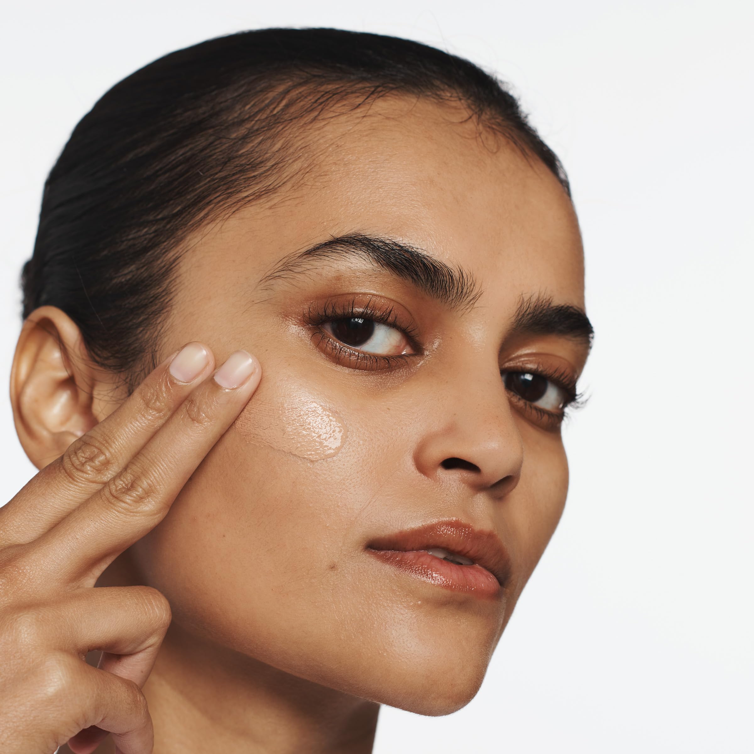 Clinique Superbalanced Oil Free Liquid Foundation Makeup For Dry to Oily Skin Types | Hydrating + Moisturizing, Alabaster, 1 Fl
