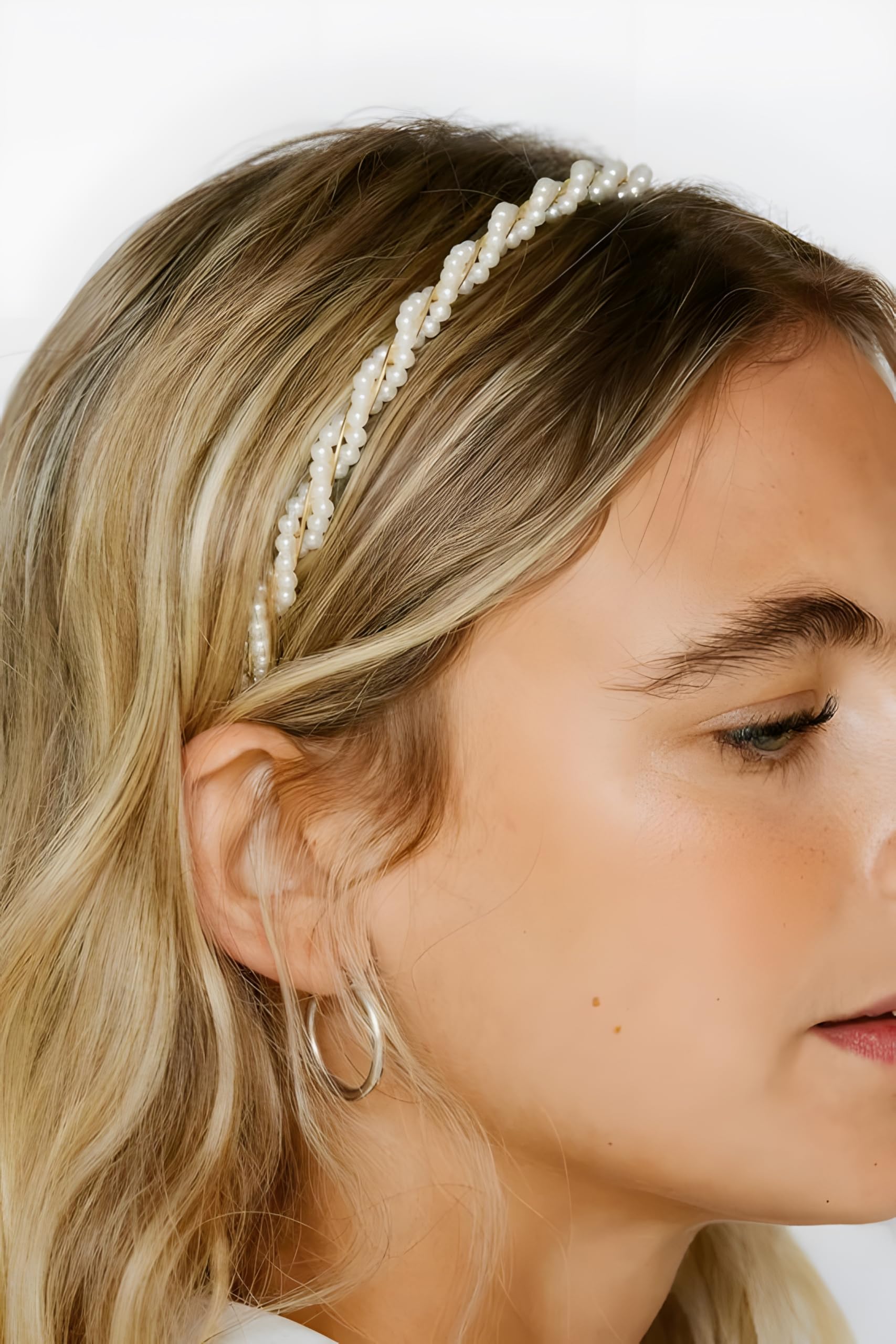 Wovowovo Pearl Headbands For Women 8 Pack, White Faux Pearls Hairband Gold Metal Headband Butterfly Flower Hairbands, Bridal Hai