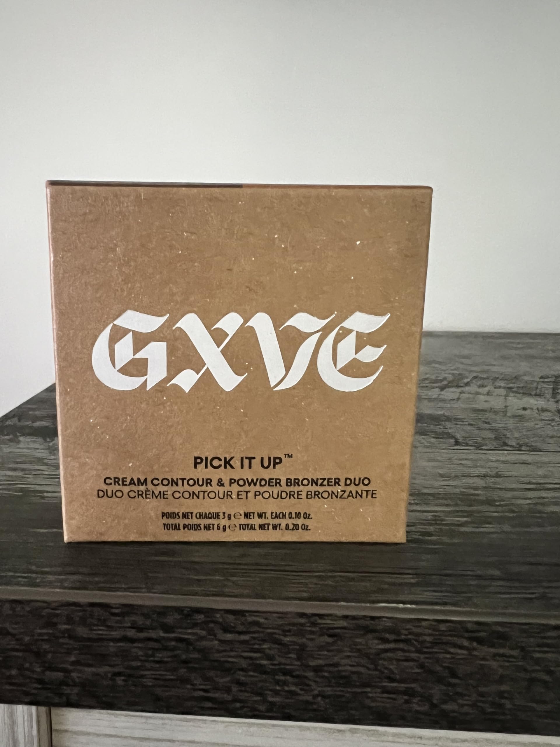 GXVE Pick It Up Cream Contour and Powder Bronzer Duo  SUPER HOT