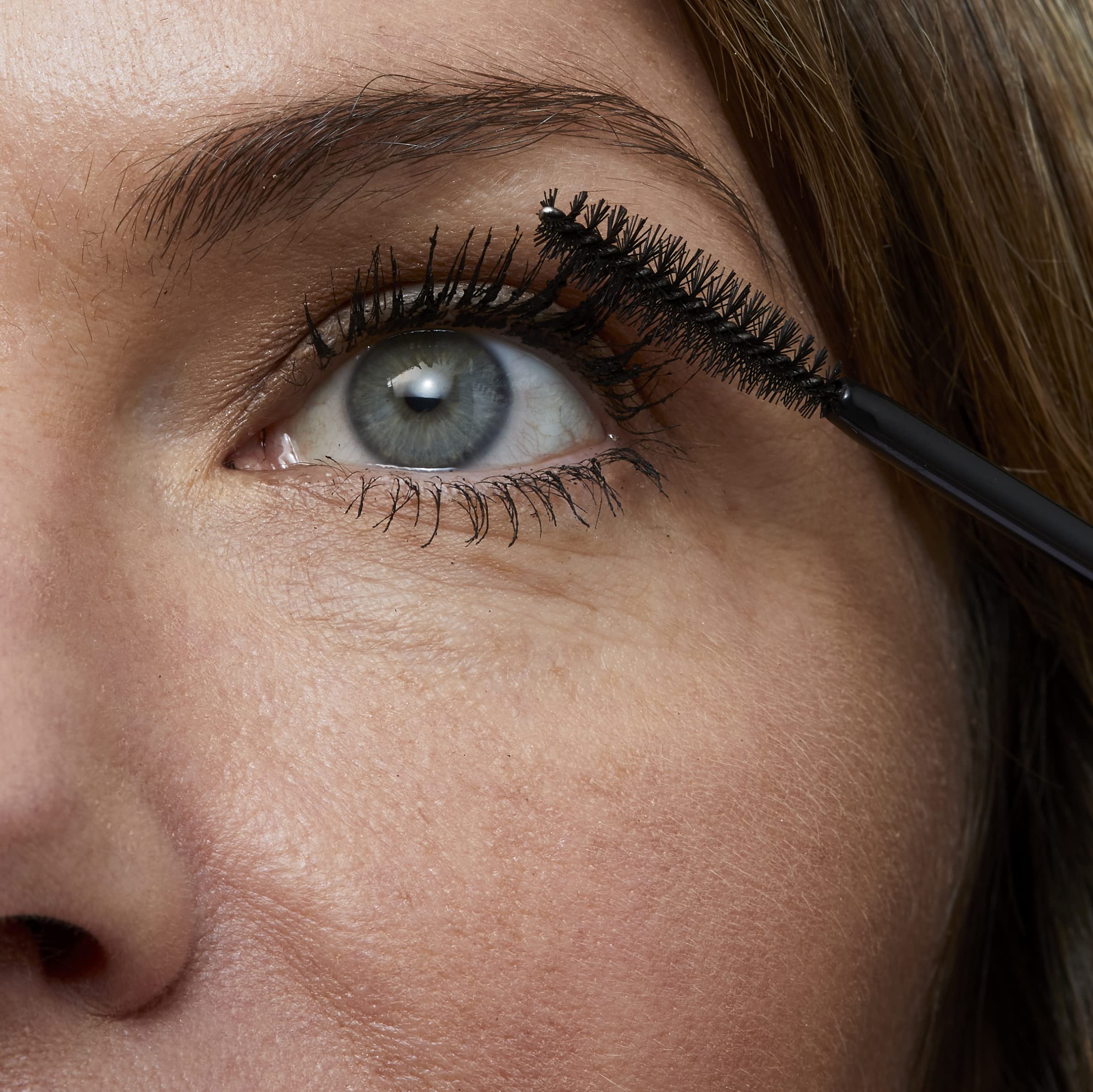 No7 Age Defying Eye Mascara - All-in-One Eyelash Mascara for Enhanced Length, Curling & Volumizing Eyelashes - Smudge & Clump Fr