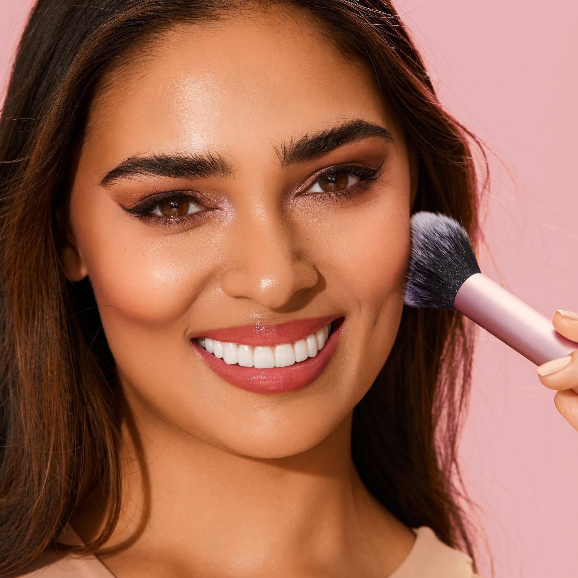 Real Technique Travel Fantasy Mini Brush Kit, Makeup Brushes For Eyeshadow, Highlight, Contour, Powder, & Concealer, Mini Sized