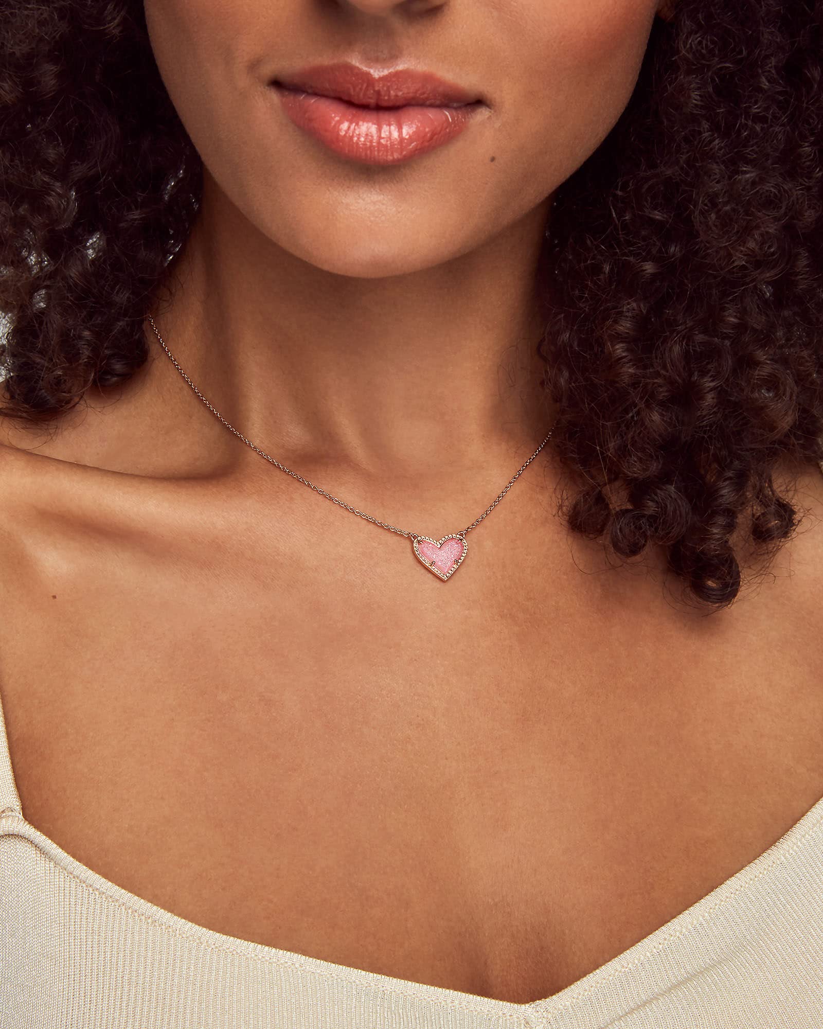 Kendra Scott Ari Heart Pendant Necklace for Women, Fashion Jewelry, 14k Gold-Plated, Turquoise Magnesite