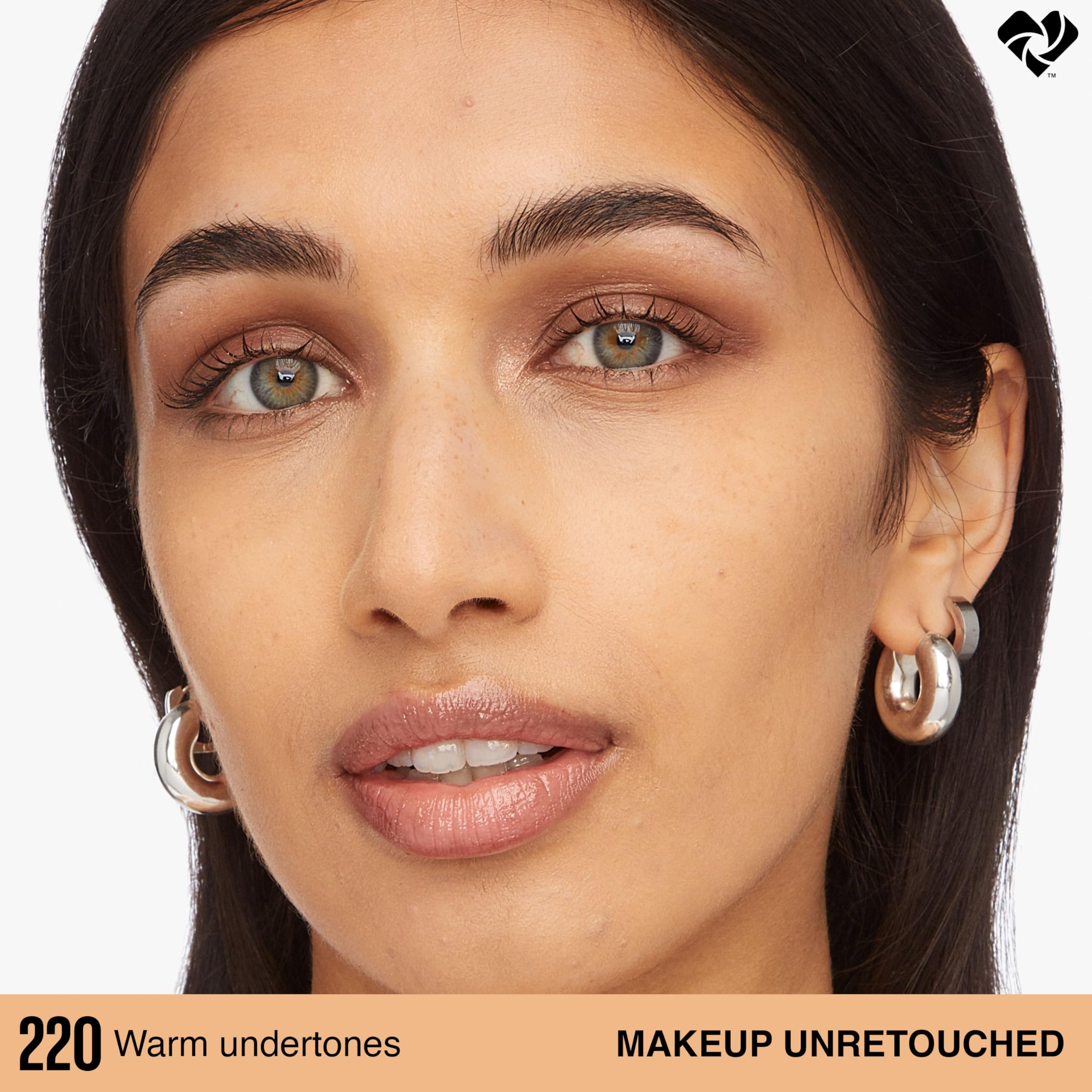 Maybelline Super Stay Lumi-Matte Foundation, Lightweight and Buildable Full Coverage Foundation Makeup For Up To 30HR Wear, 220,