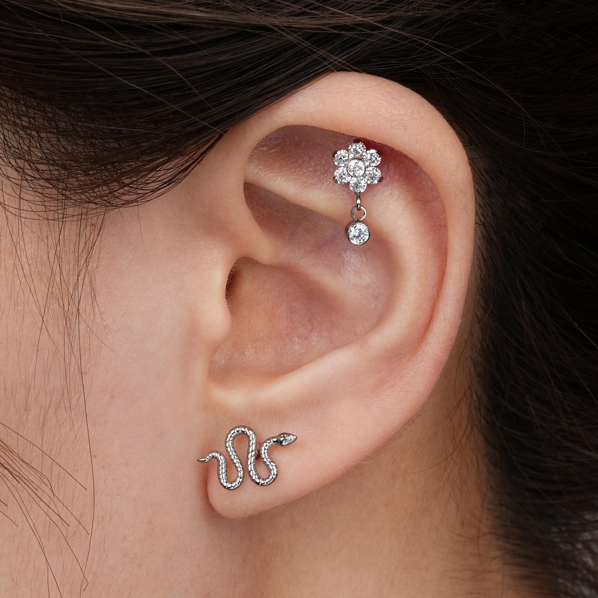 FINE4U 16G Snake Piercing Jewelry for Flat, Helix - ASTM F136 Titanium Hypoallergenic Cartilage Earring, Internally Threaded Nic
