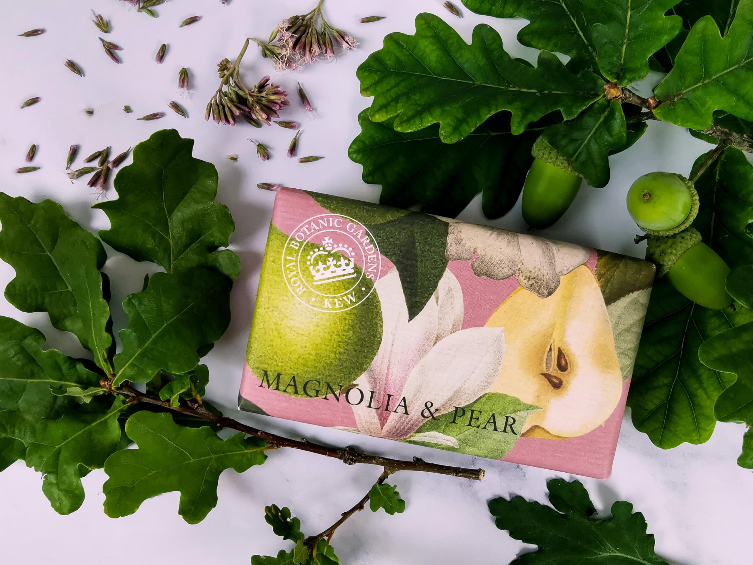 The English Soap Company Royal Botanical Gardens Kew Wrapped Soap Bar, Luxury Pear Shea Butter Soap Bar, Moisturising Soap Bar f