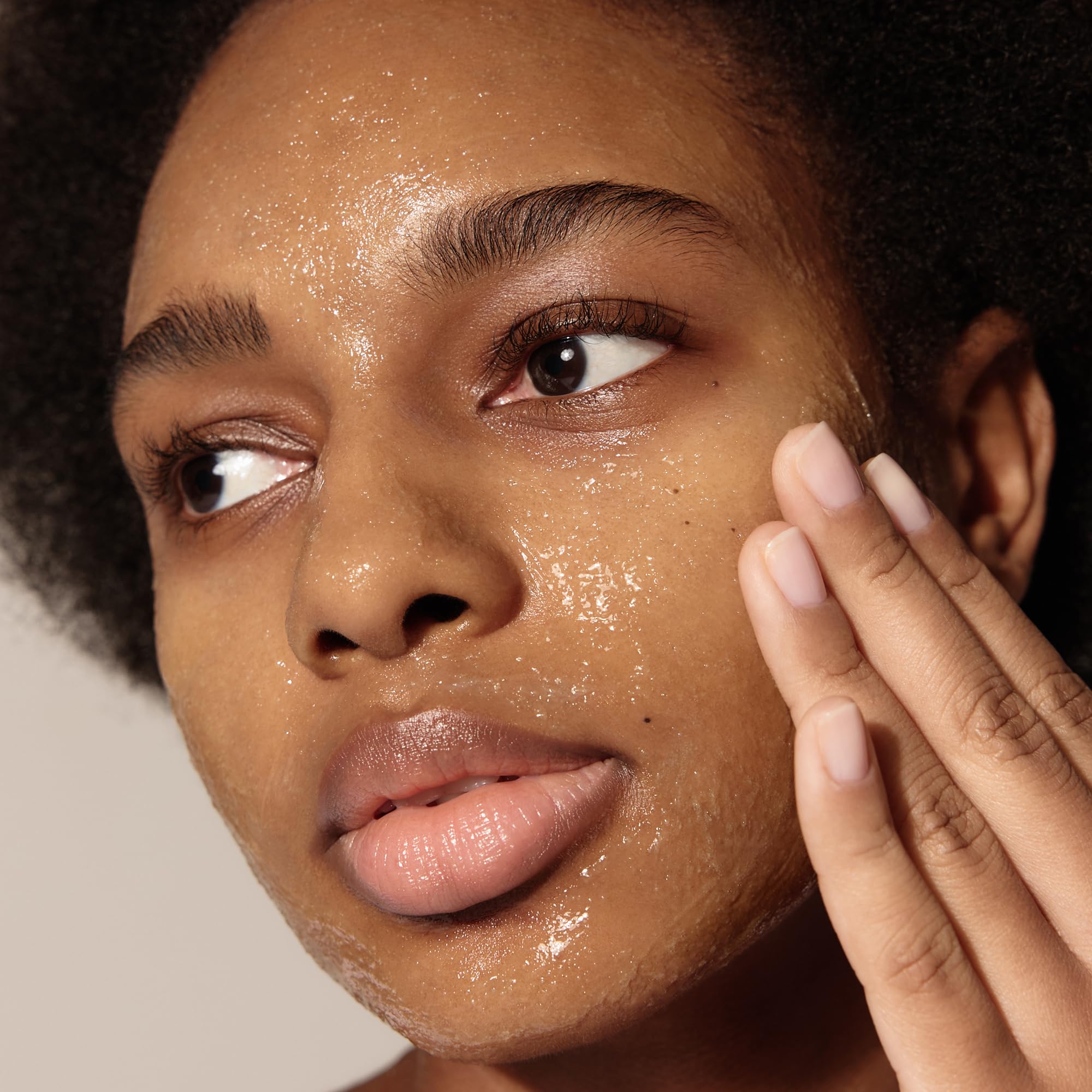 Sulwhasoo White Ginseng Radiance Refining Mask - Korean Skincare, Hydrates, Smooths & Exfoliates, Ginseng And Honey, In-Shower 5