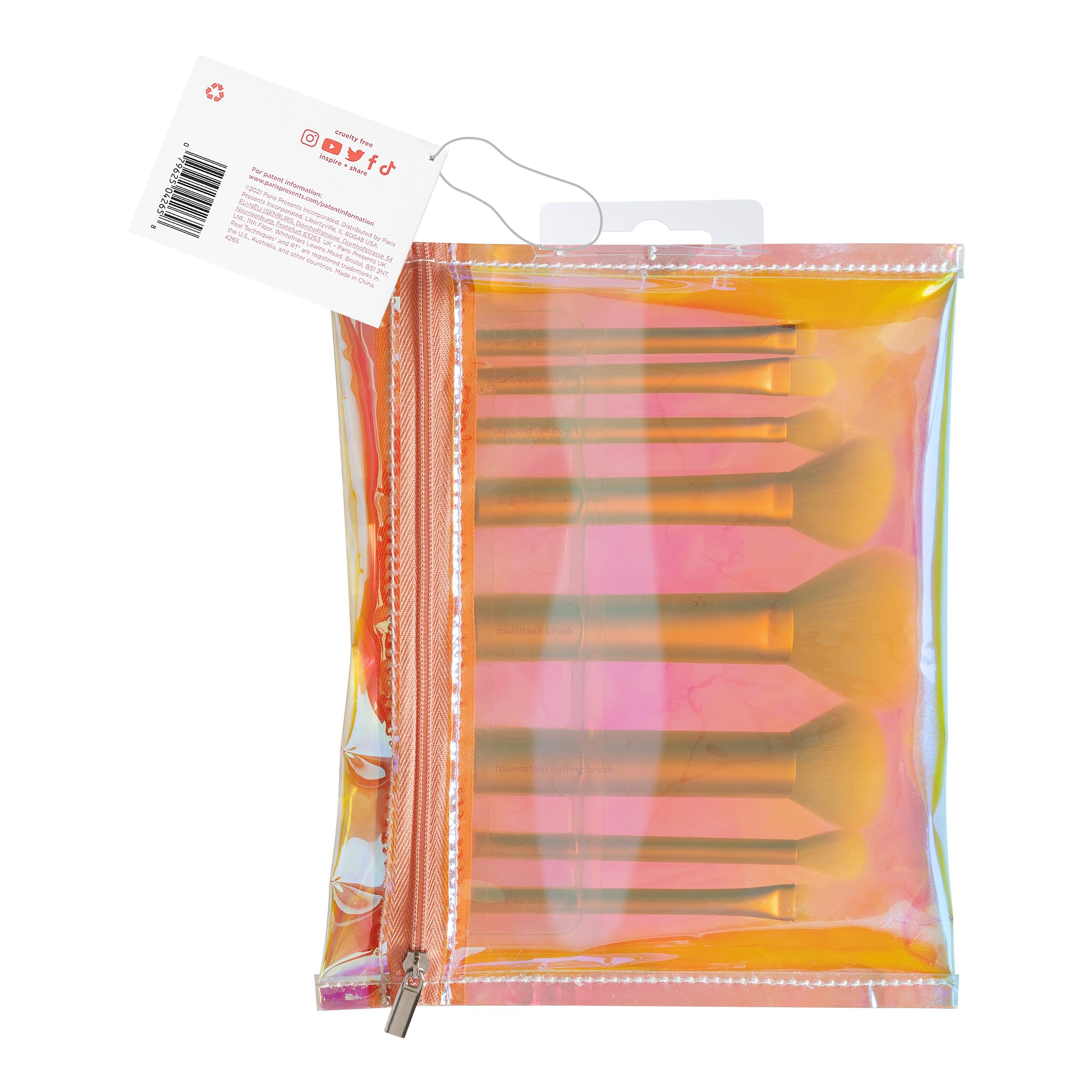 Real Techniques The Wanderer Makeup Brush Kit, For Liquid, Cream, & Powder Eyeshadow, Foundation, Concealer, Blush, & Contour, T