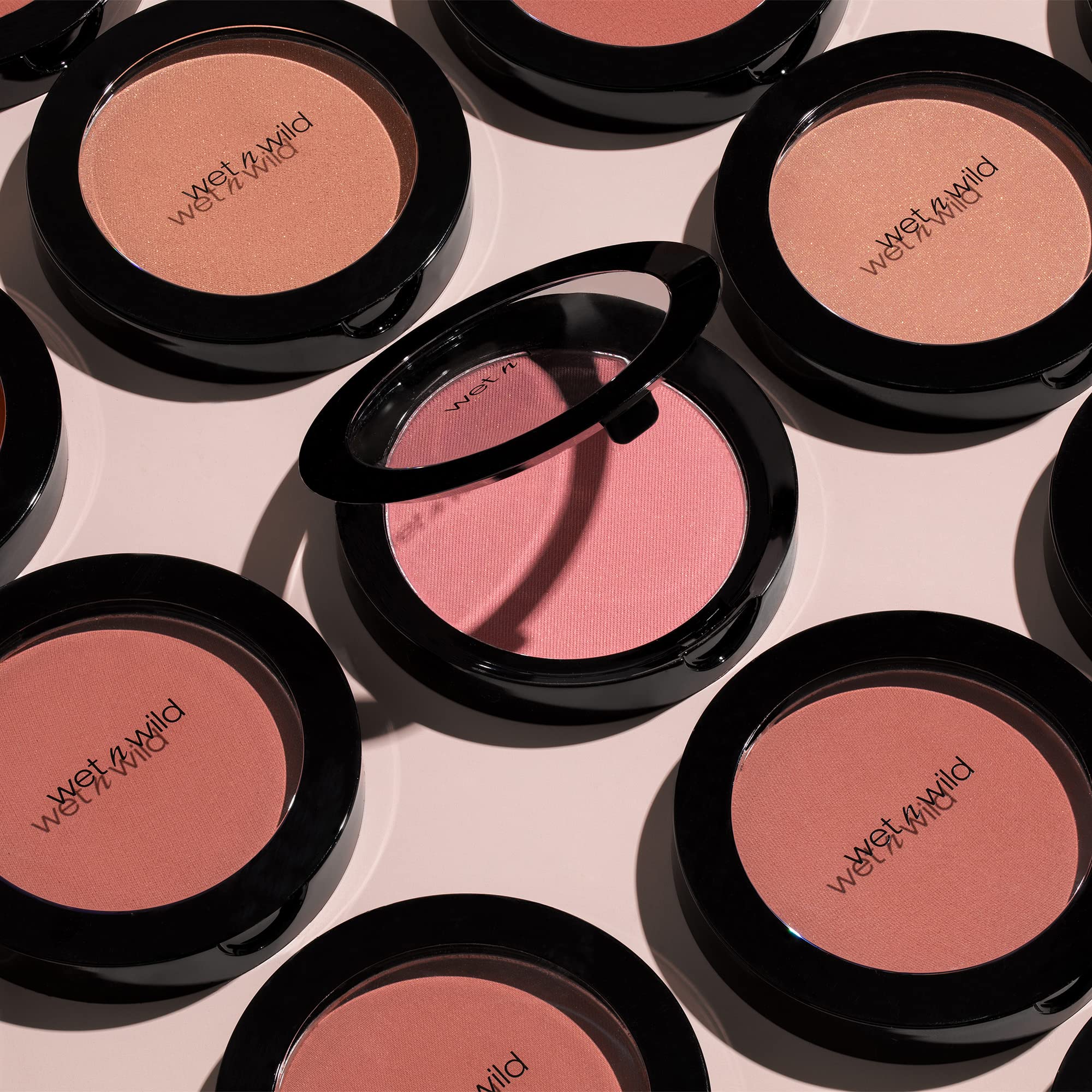Wet N Wild Color Icon Blush Powder Makeup, Pearlescent Pink | Matte Natural Glow | Moisturizing Jojoba Oil