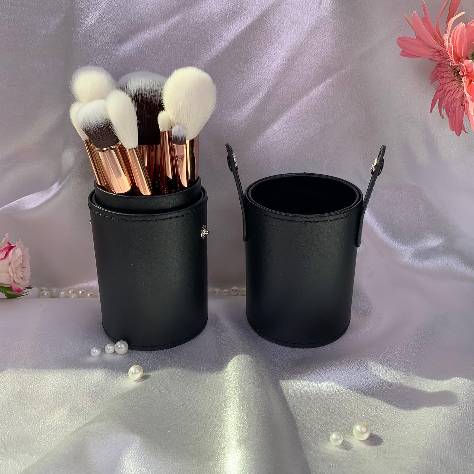 Kanviensl Portable Makeup Brush Case Black, Dustproof Leather Cylindrical Cosmetic Makeup Brush Cup Organizer/Display with Snap,