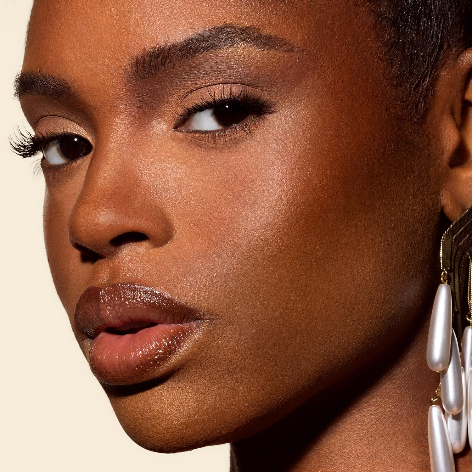 Morphe Hot Shot Sun Bronzing Drops - Waterweight Liquid Bronzer Drops with Niacinamide for Glowing Skin, Hydration & a Natural R