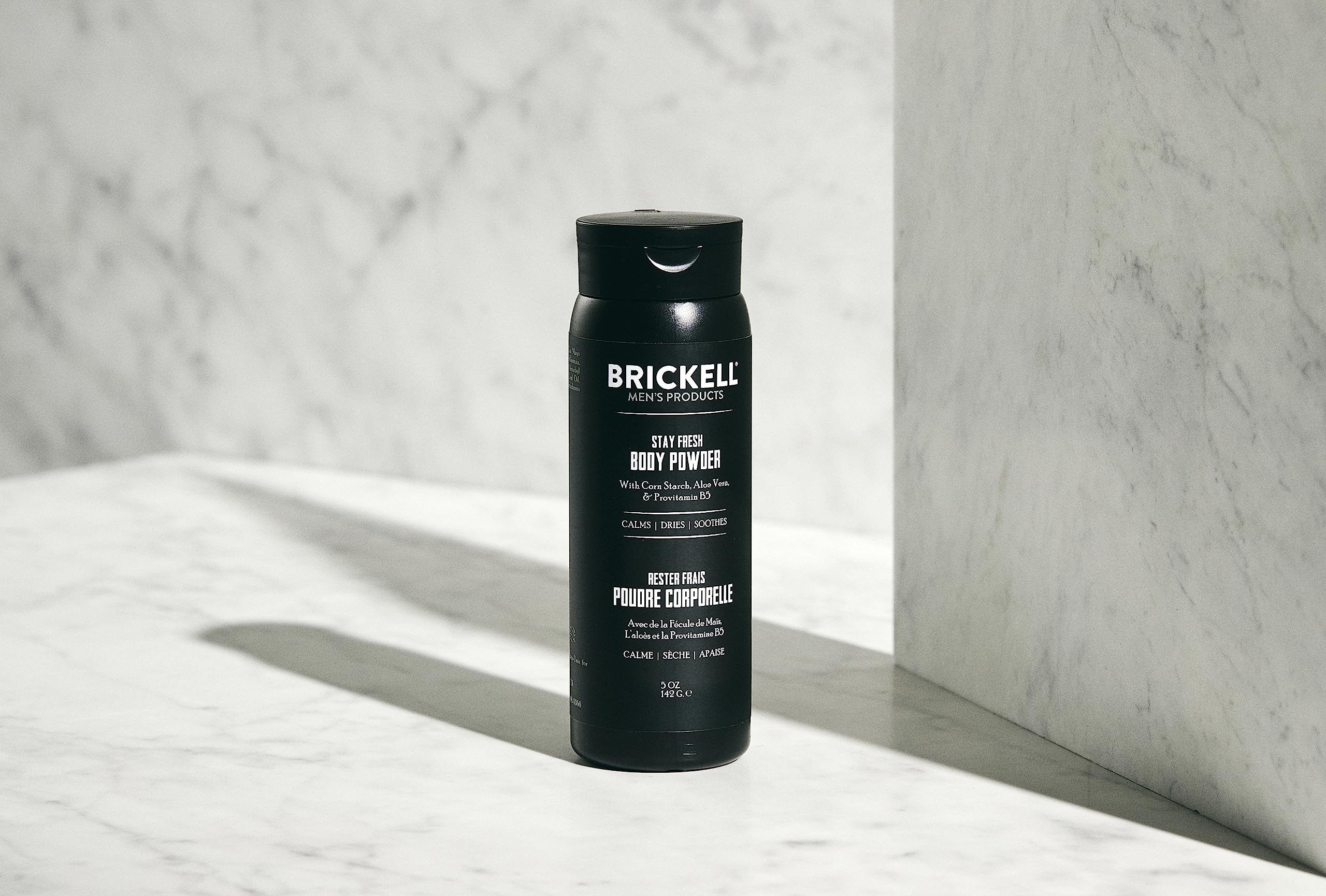 Brickell Men'S Products Stay Fresh Body Powder For Men, Natural And Organic Talc-Free, Absorbs Sweat, Keeps Skin Dry, Scented, 5