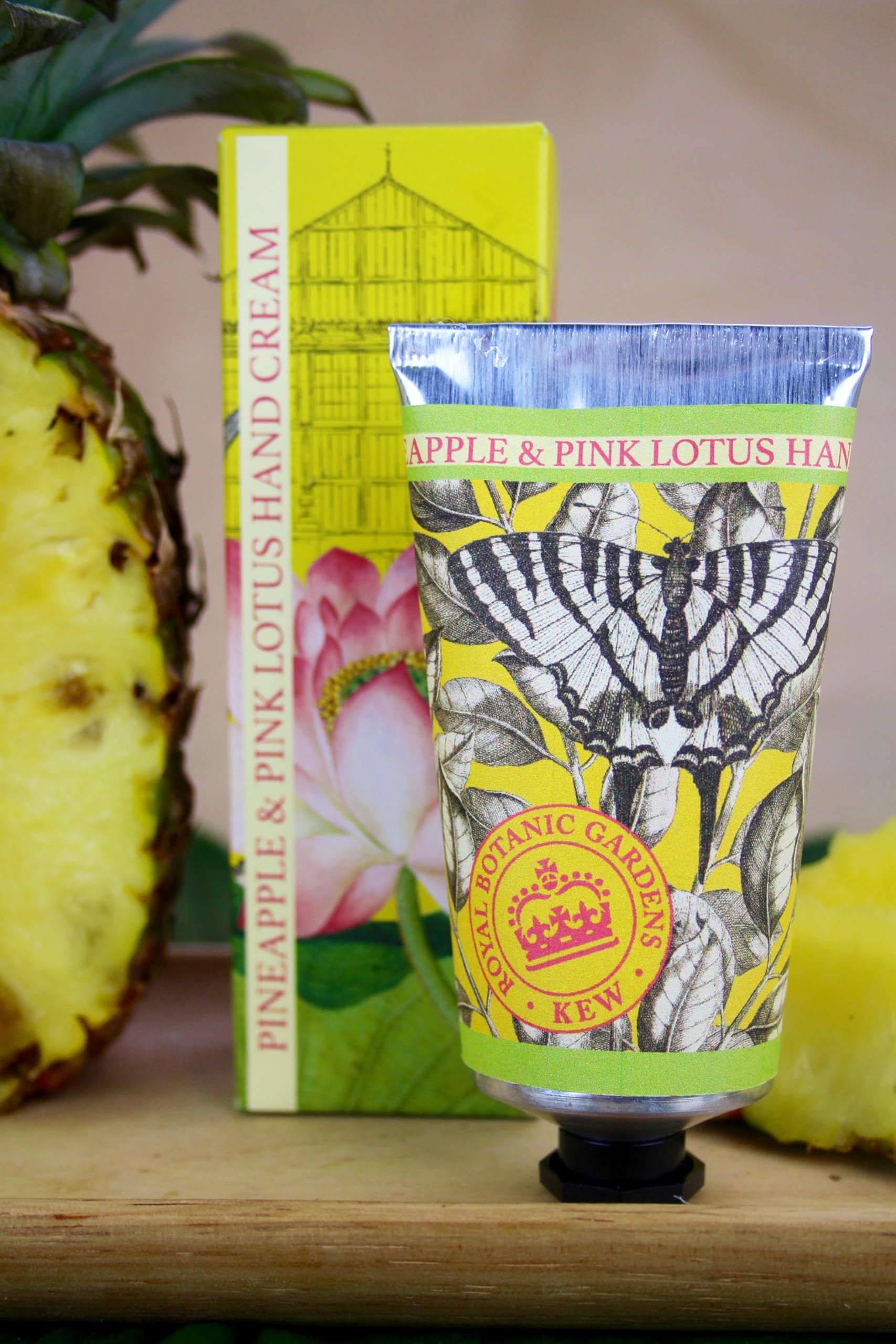 The English Soap Company Royal Botanical Gardens Kew Hand Cream, Luxury Pineapple Hand Cream, Moisturising Hand Cream for Men an