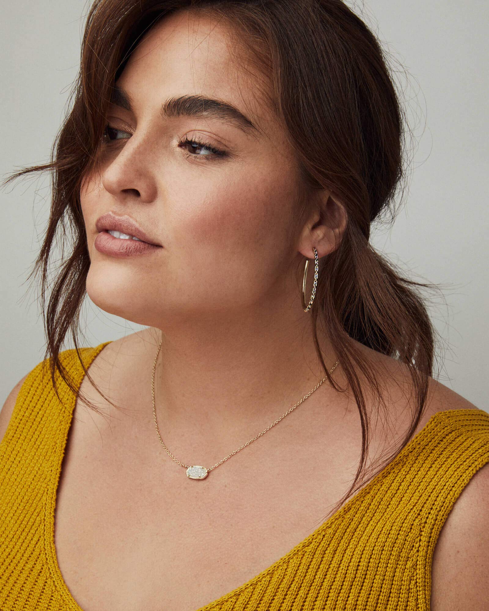 Kendra Scott Elisa Short Pendant Necklace for Women, Dainty Fashion Jewelry, 14k Gold-Plated, Amethyst
