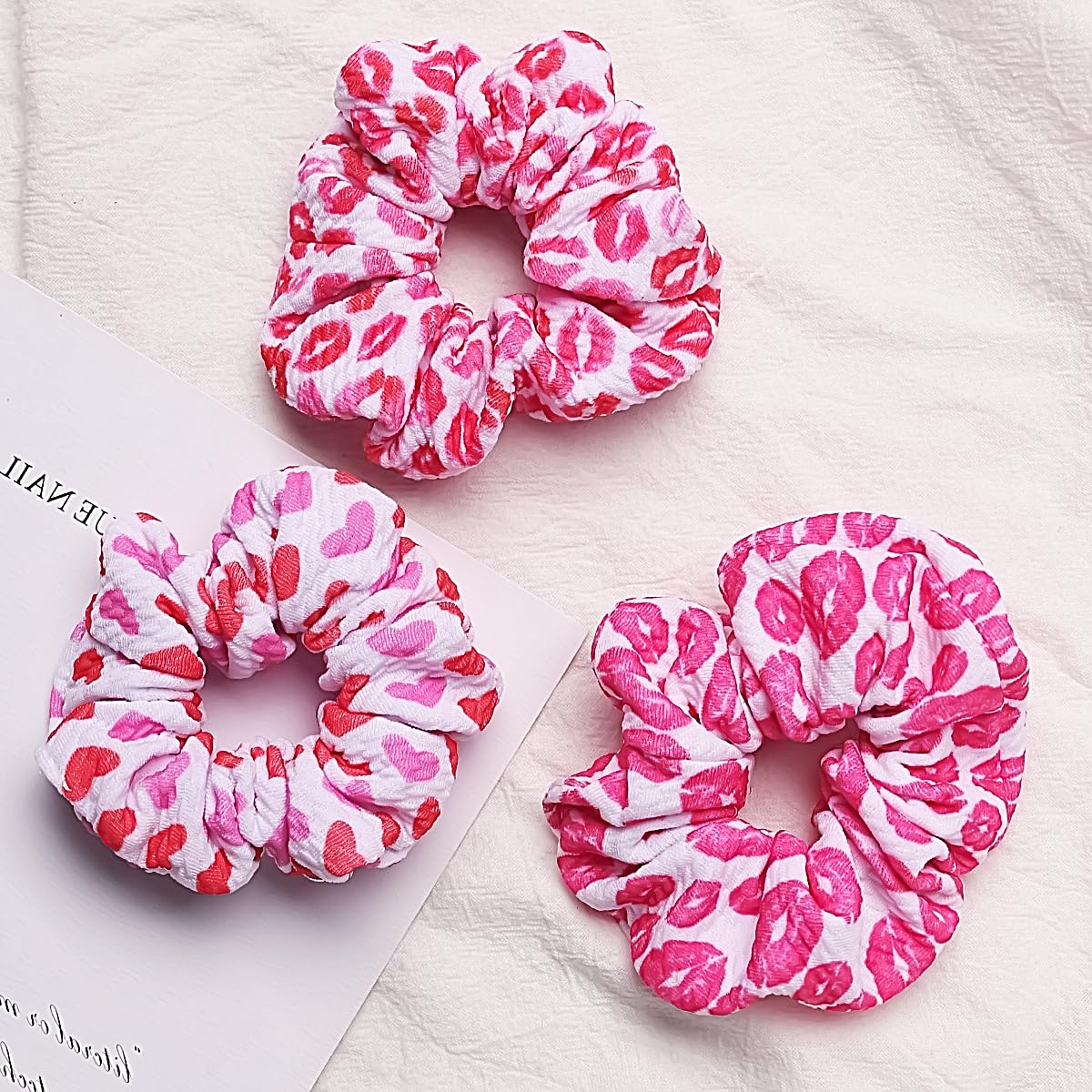 3PCS Valentine Hair Scrunchies with Red Lips and Heart Hair Ties Hair Accessories Decoration Pink Scrunchy Hair Ties Elastic Hai