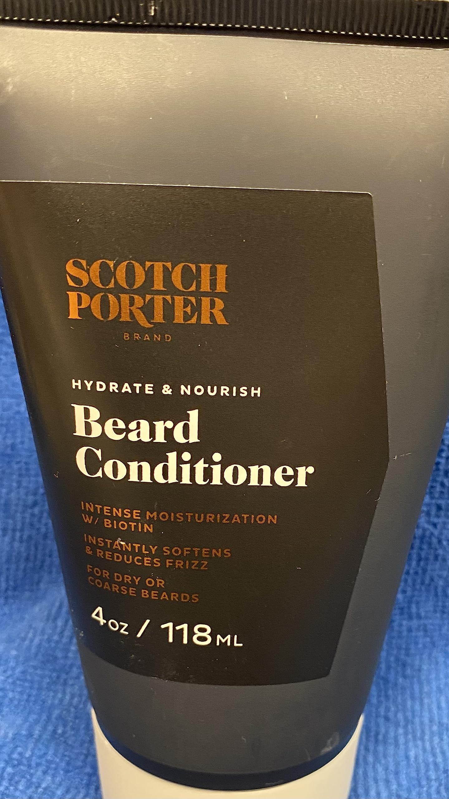 Hydrate & Nourish Beard Conditioner Warm Spice & Powdery Musk / 4 Oz