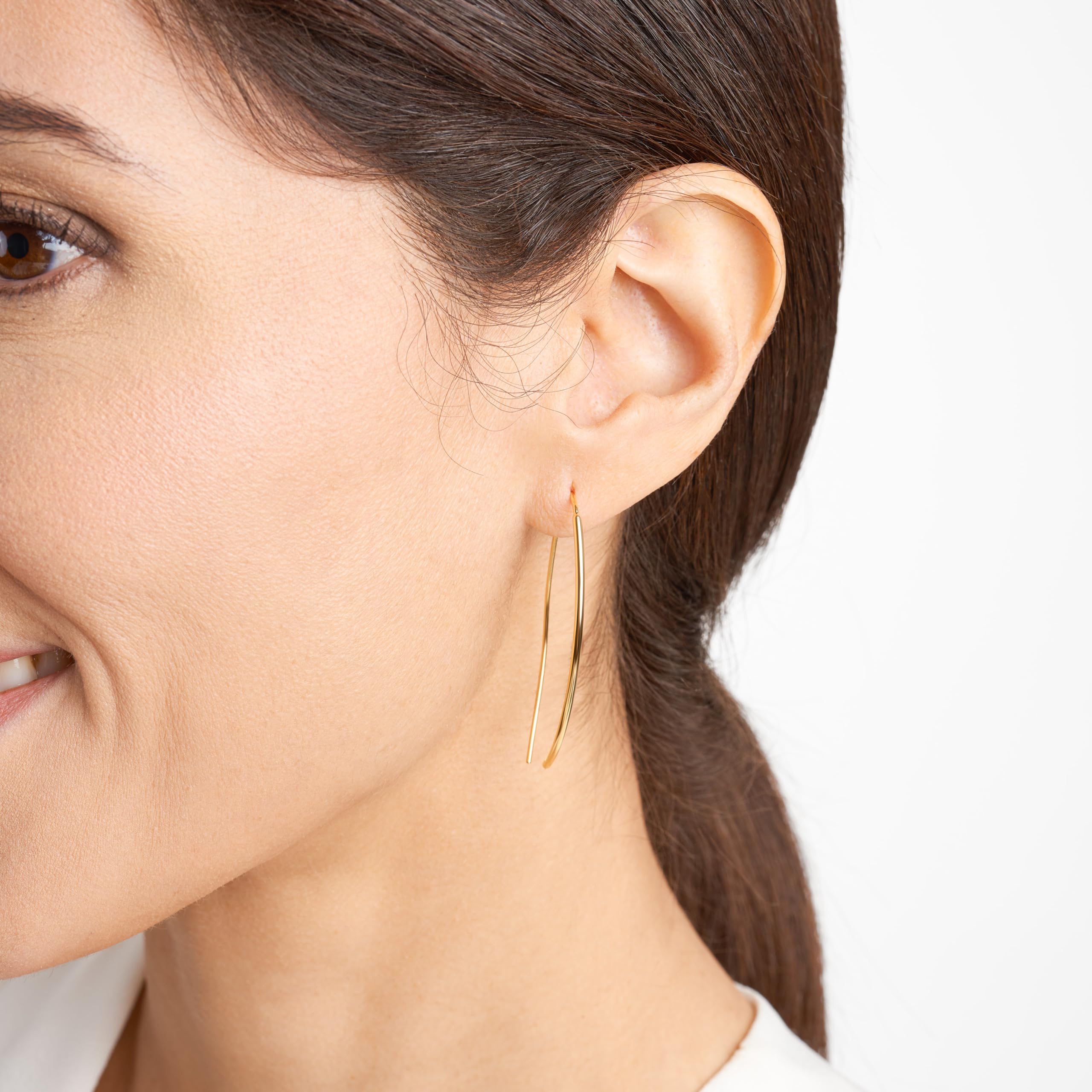 Amazon Essentials Yellow 18K Gold Plated Sterling Silver Hard Wire Threader Earrings (previously Amazon Collection)