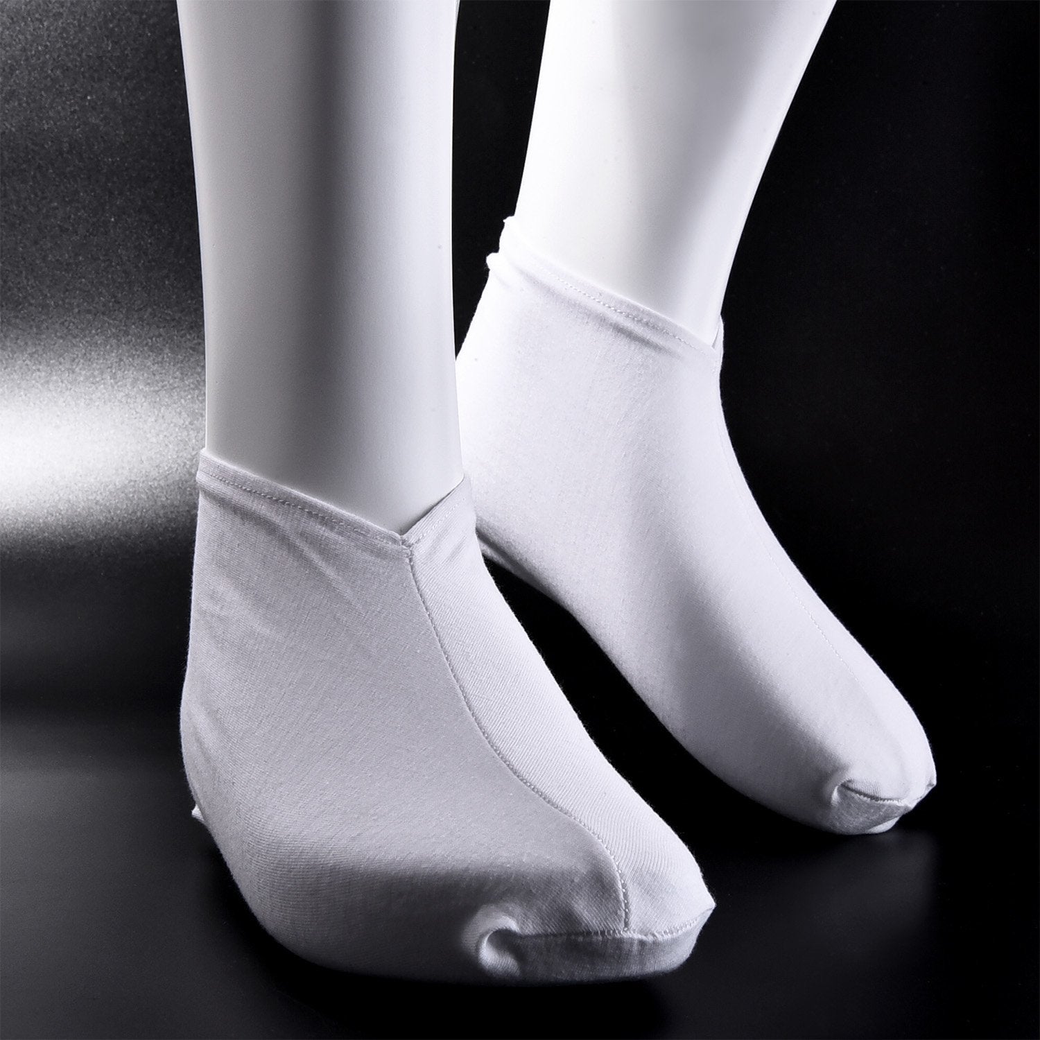 3 Pairs Cotton Moisturizing Socks Cosmetic Therapy Socks Lotion Socks Spa Overnight Absorbing Socks for Dry Cracked Feet White M