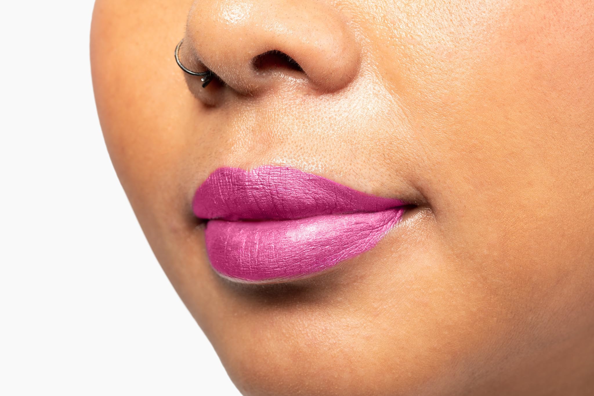 Aromi Metallic Liquid Lipstick | Long-Lasting, Waterproof, Lip Color With Shimmery Finish, Vegan, Cruelty-Free, Gluten And Parab