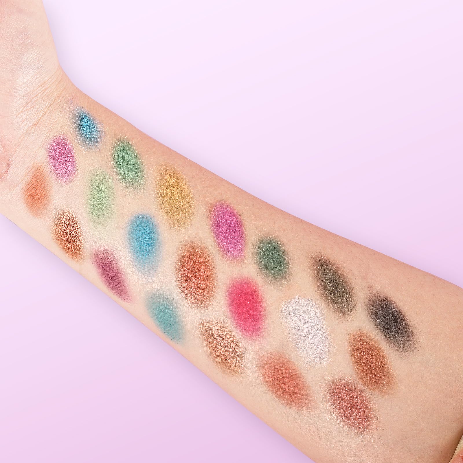 All In One Makeup Kit For Women Full Kit - 24 Eyeshadow, 4 Lipsticks, 1 Blushers, 1 Powder, 2 Eyebrow Powder, 1 Mirror, 1 Double