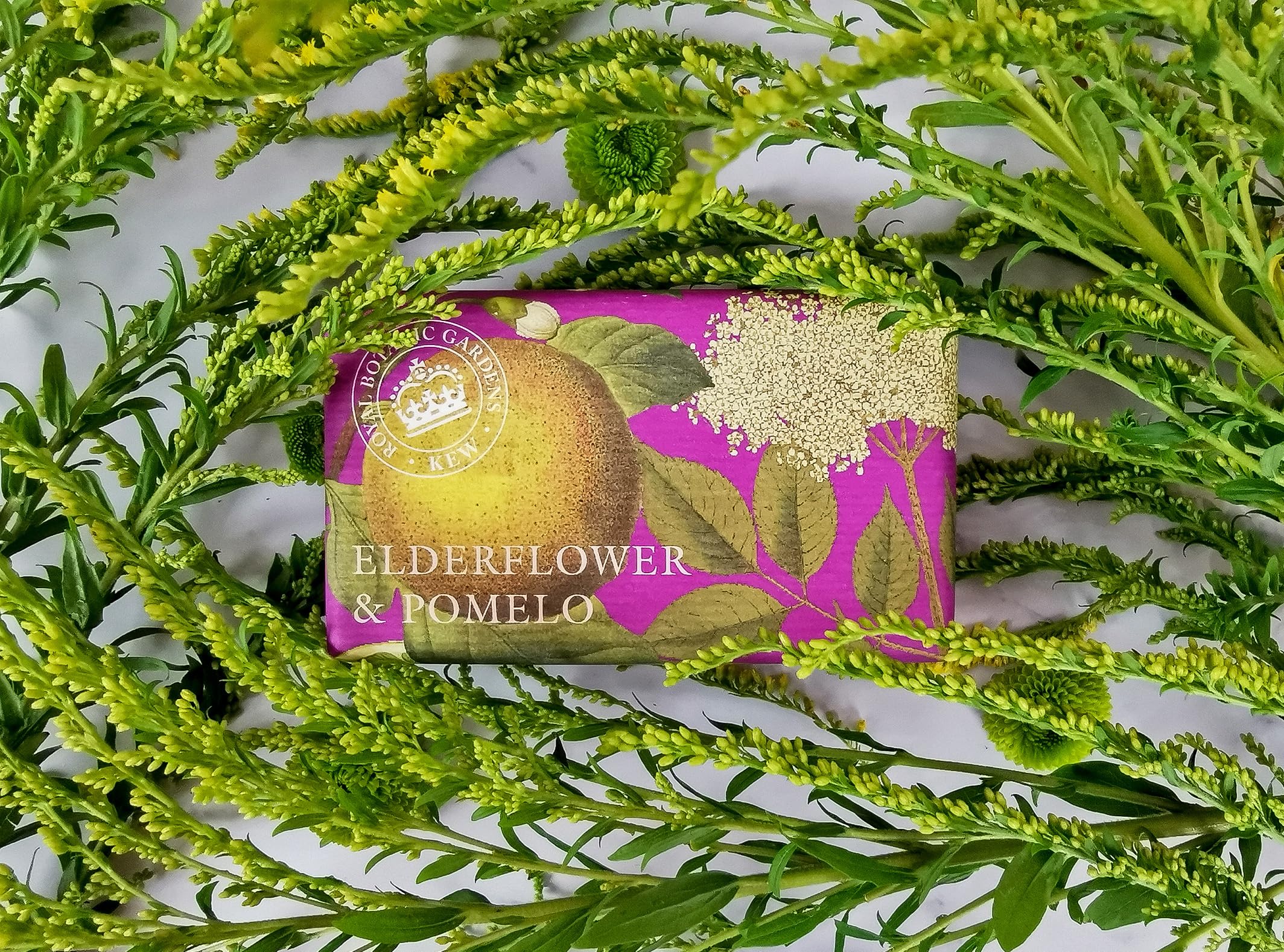 The English Soap Company Royal Botanical Gardens Kew Wrapped Soap Bar, Luxury Elderflower Shea Butter Soap Bar, Moisturising Soa