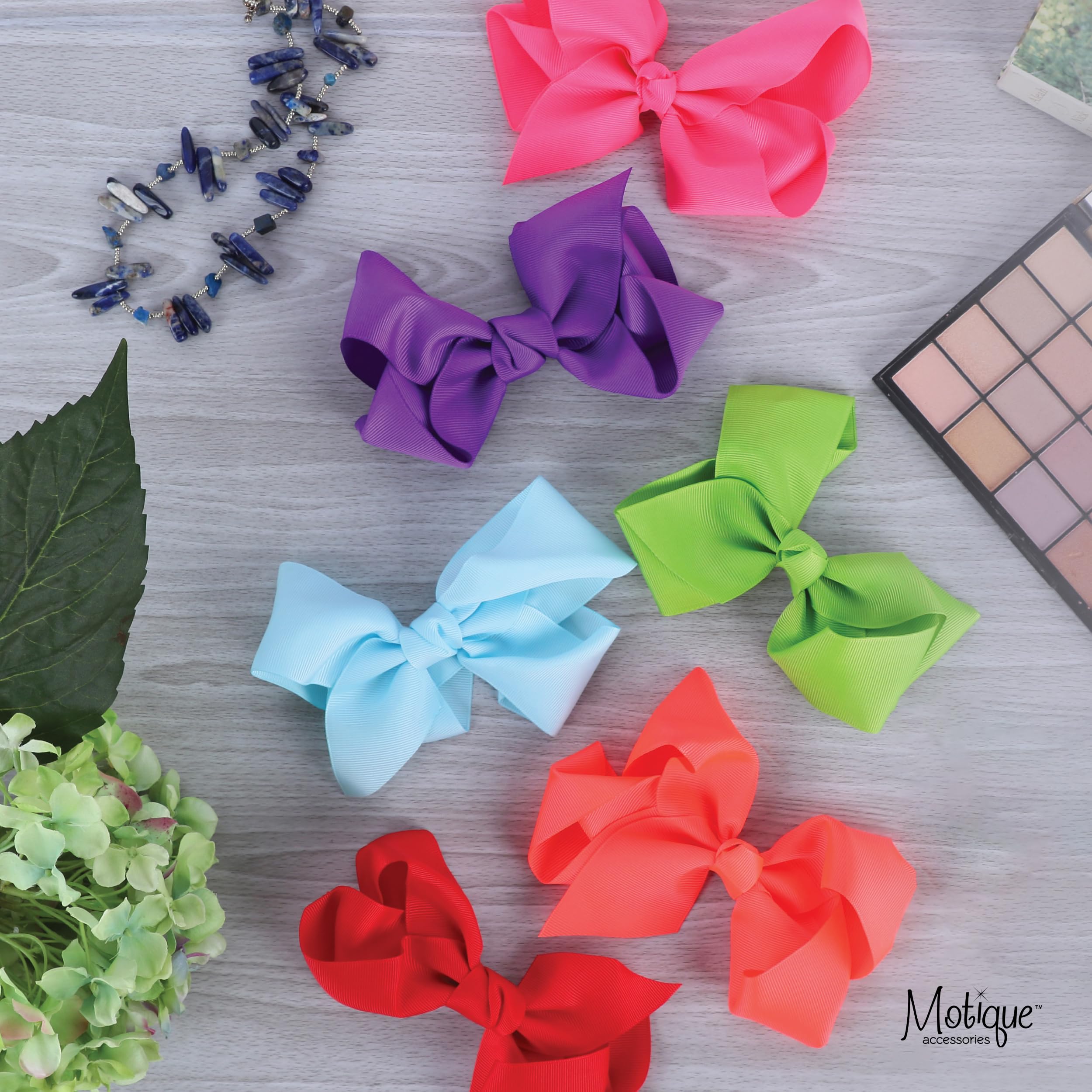 5.5 Inch Bow Clip - Light Orange