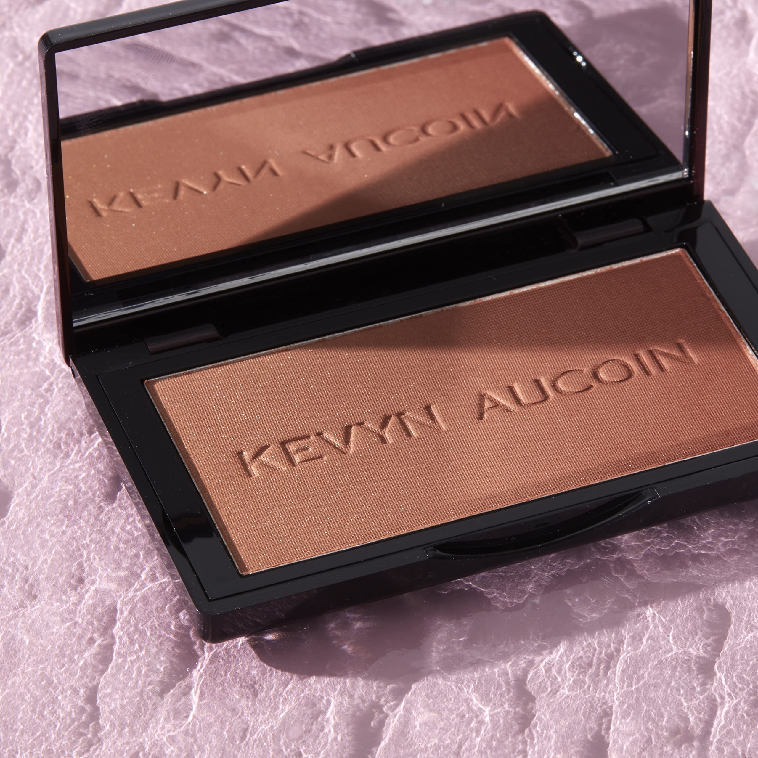 Kevyn Aucoin The Neo-Bronzer, Dusk Medium: 3 In 1 Makeup Palette. Highlighter, Blush & Bronzer In One Smooth Gradient Makeup Com