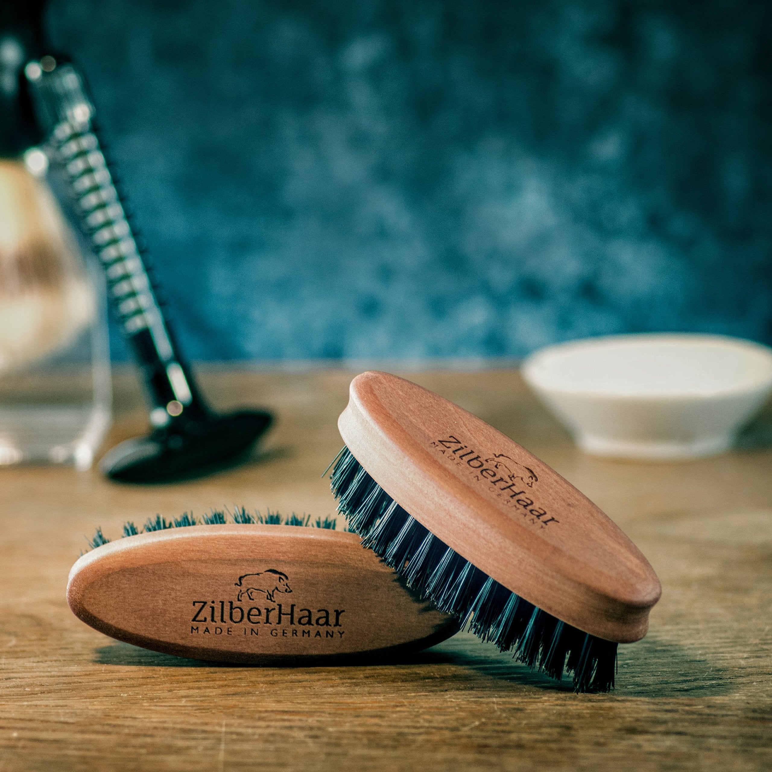 Zilberhaar - Pocket Mustache And Beard Brush - Soft Boar Bristles And Pearwood - Perfect Beard Grooming Tool For Men - Relieves