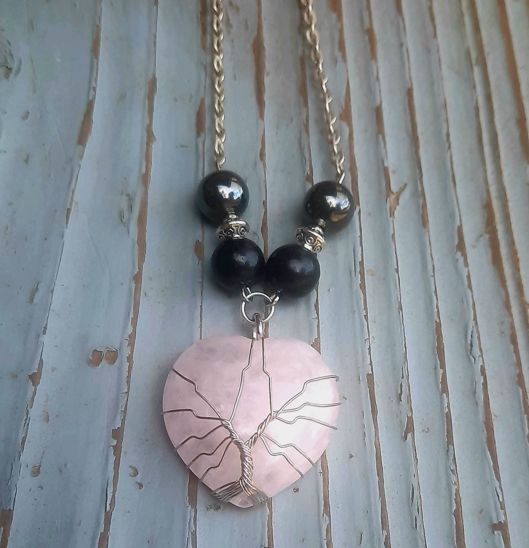 EMF 5g Shielding crystal Heart Shungite Hematite Black Tourmaline Necklace(D0102H7AM88)