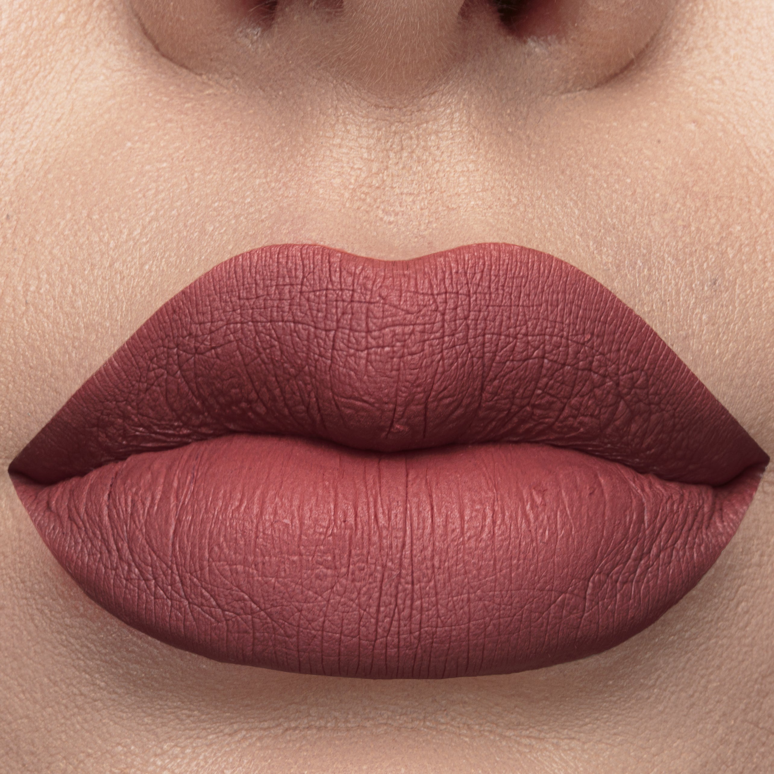 Long Lasting Liquid Lipstick - Mocha
